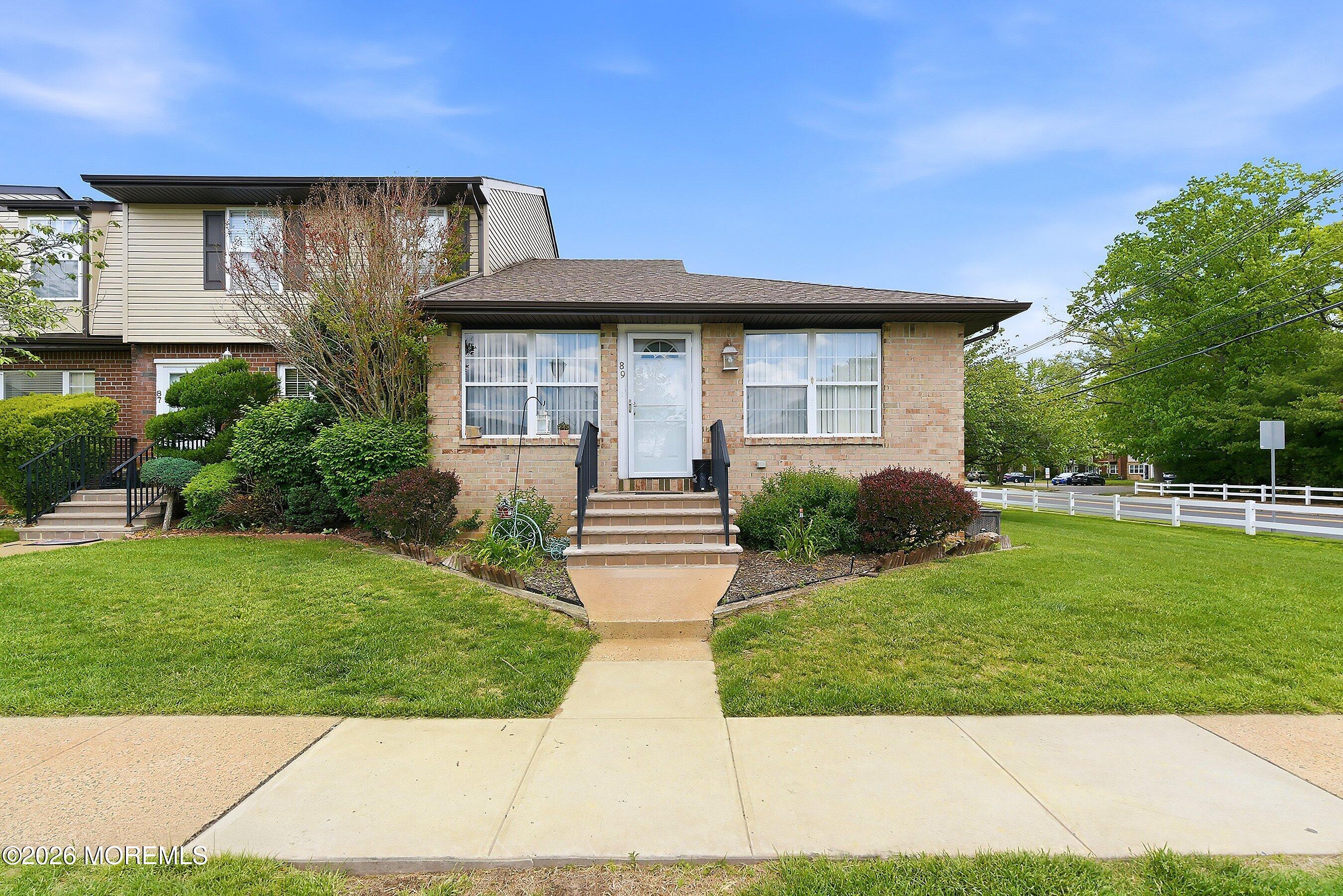 89 Valerie Court