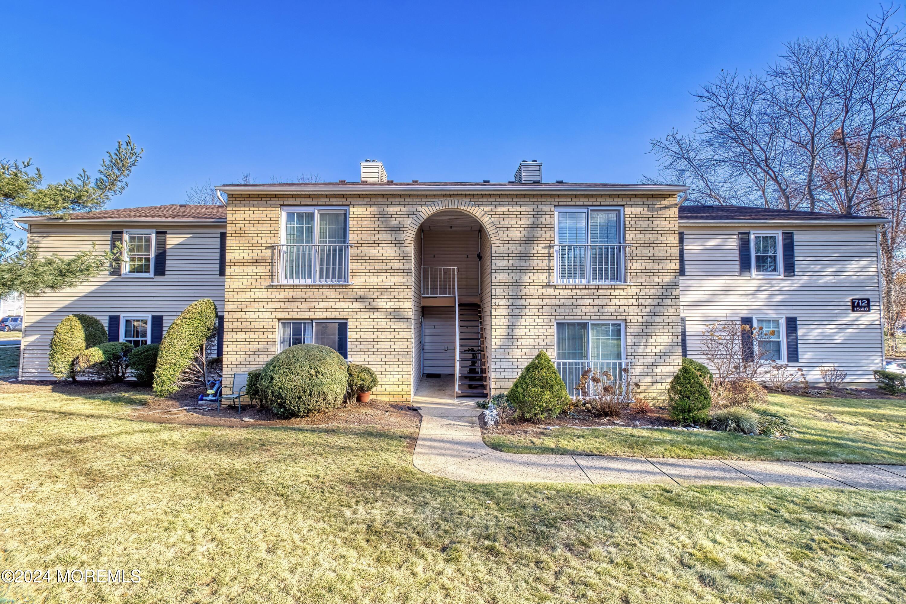 712 Zlotkin Circle #1, Freehold, New Jersey image 1