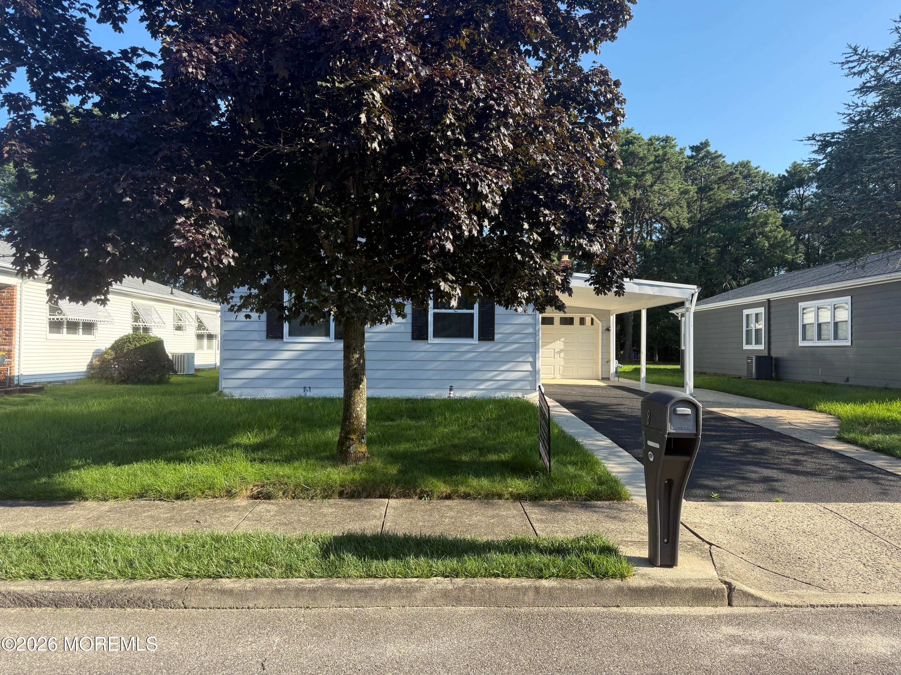 8 Gorginio Drive