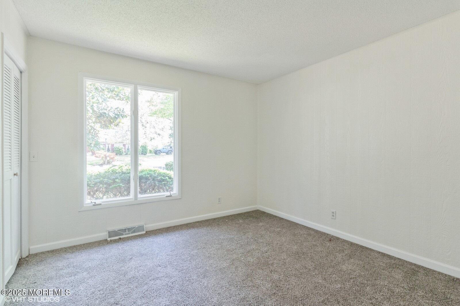 1214 Robin Road, Millville, New Jersey image 13