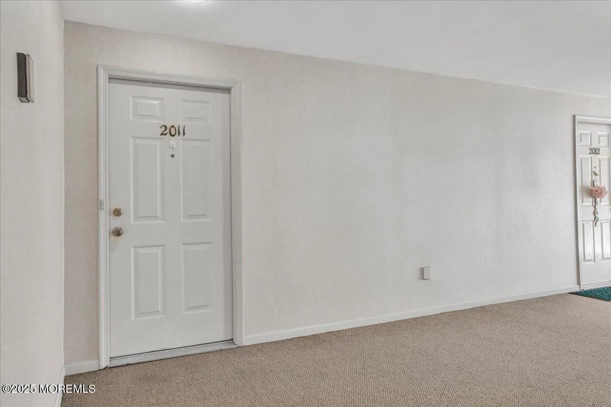 Helmetta, New Jersey 08828, United States, 2 Bedrooms Bedrooms, ,2 BathroomsBathrooms,Residential,Pending,18551