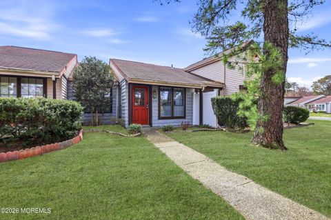 Condo For Sale - 453E Chesterfield Court<br/> Manchester, NJ 08759