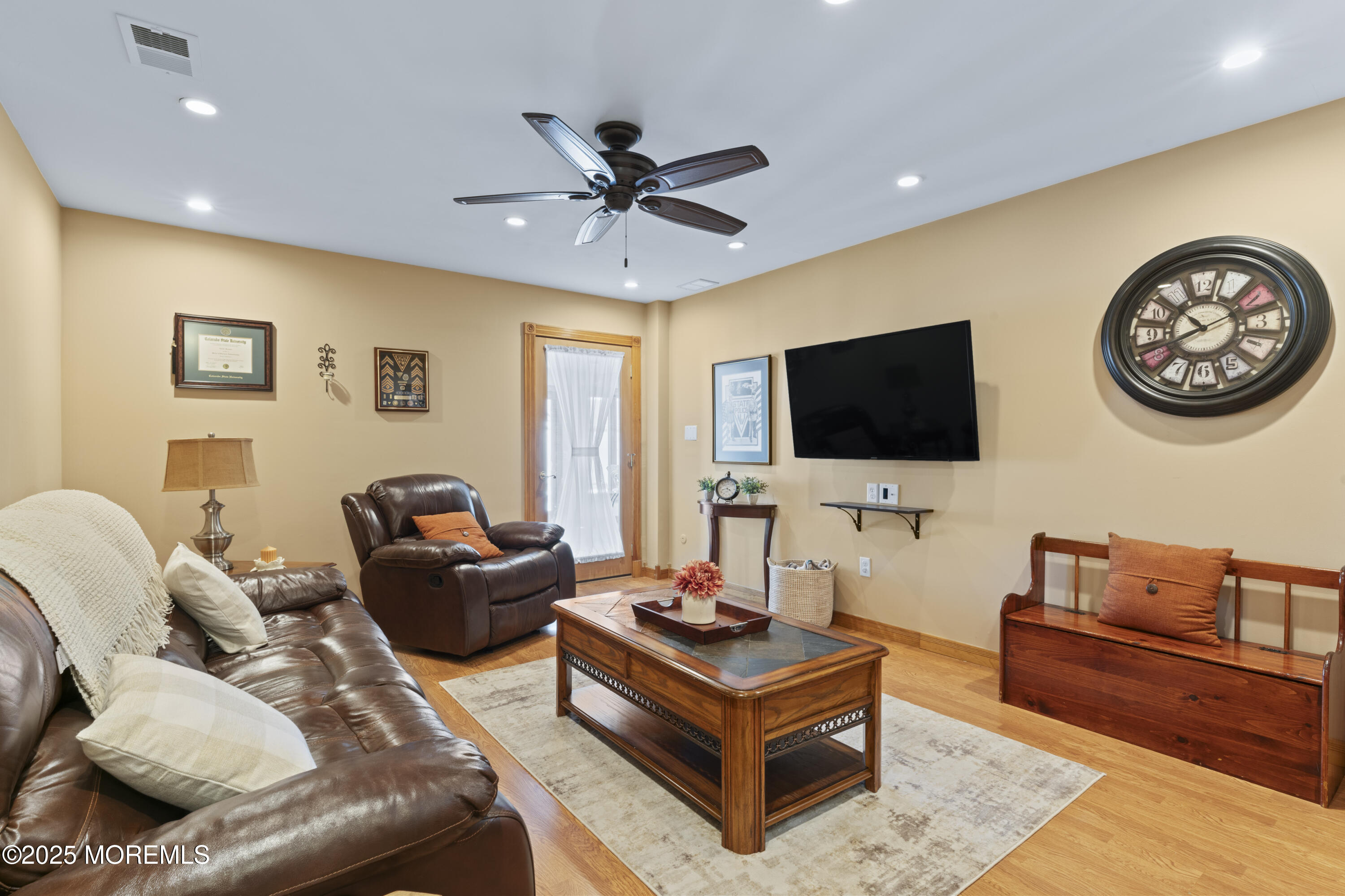 136 Chestnut Avenue, Island Heights, New Jersey image 9