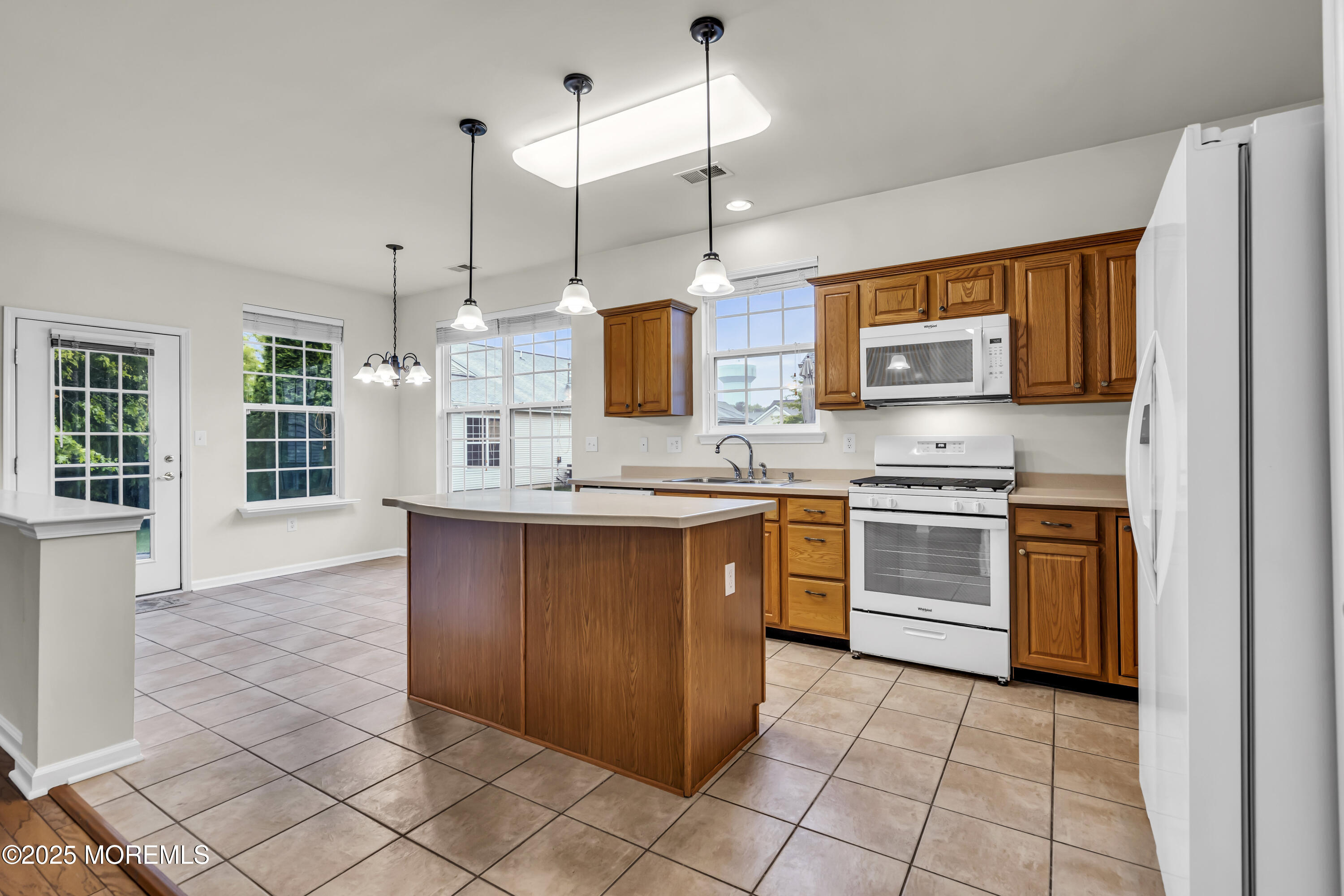 128 Lakeland Drive, Barnegat, New Jersey image 9