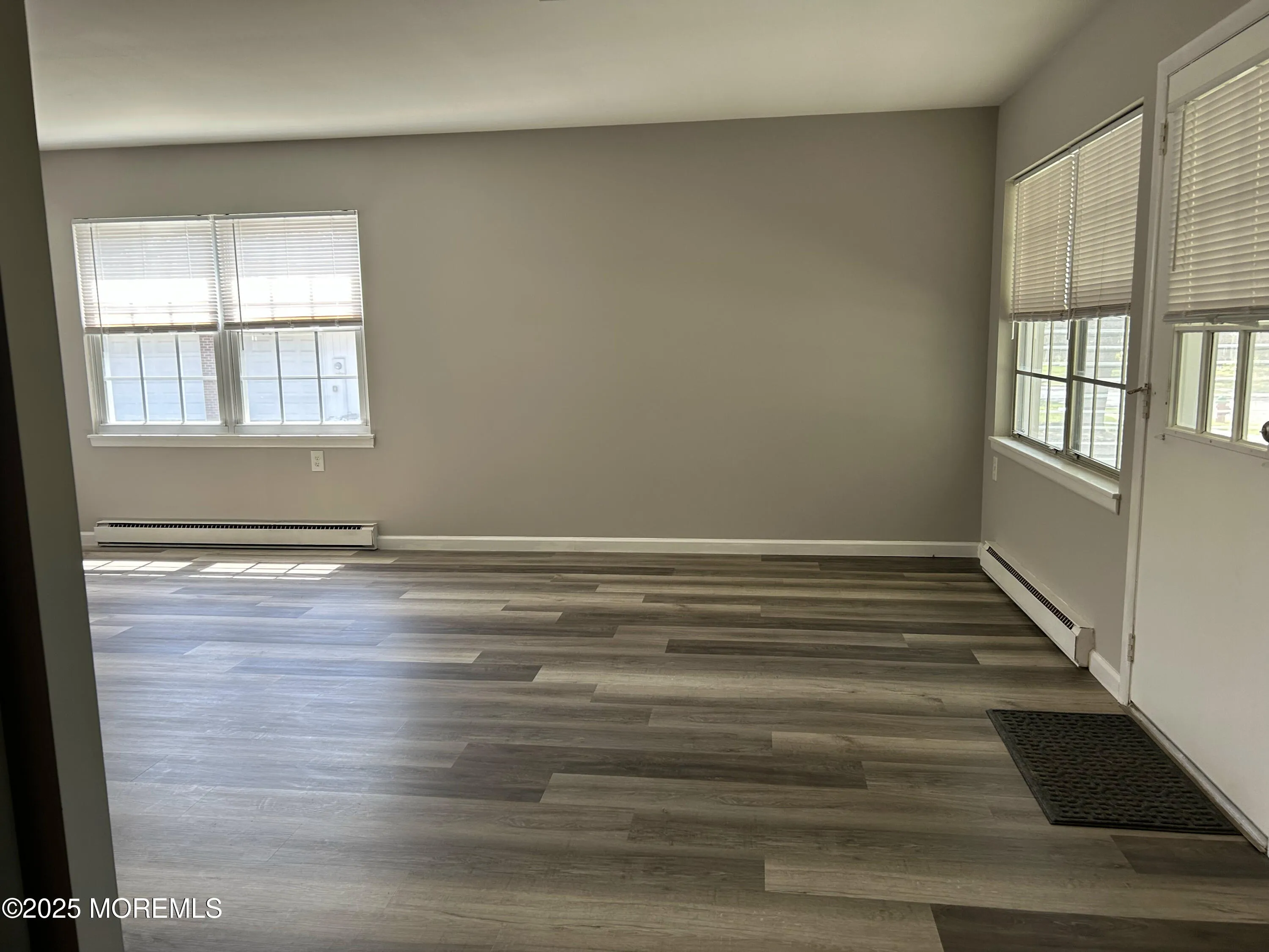 Lakewood, New Jersey 08701, United States, 2 Bedrooms Bedrooms, ,1 BathroomBathrooms,Residential,Active,158918