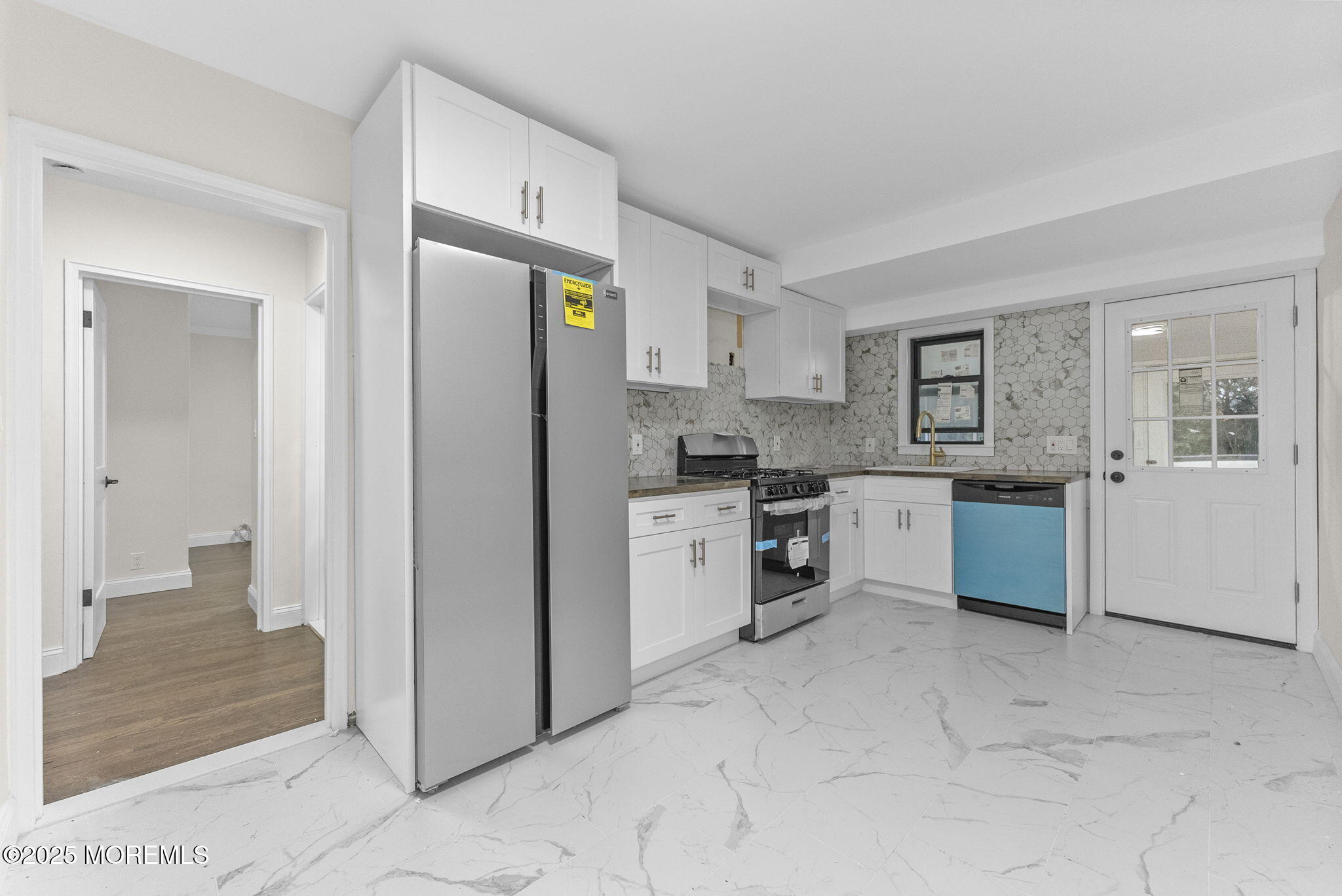 49 Runyon Drive, Hamilton, New Jersey image 2