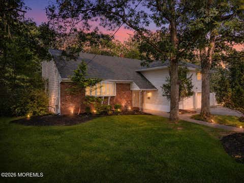 Homes For Sale - 15 Moraine Road<br/> Edison, NJ 08820