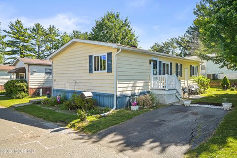 Mobile Home For Sale - 615 Lane G<br/> Hazlet, NJ 07730