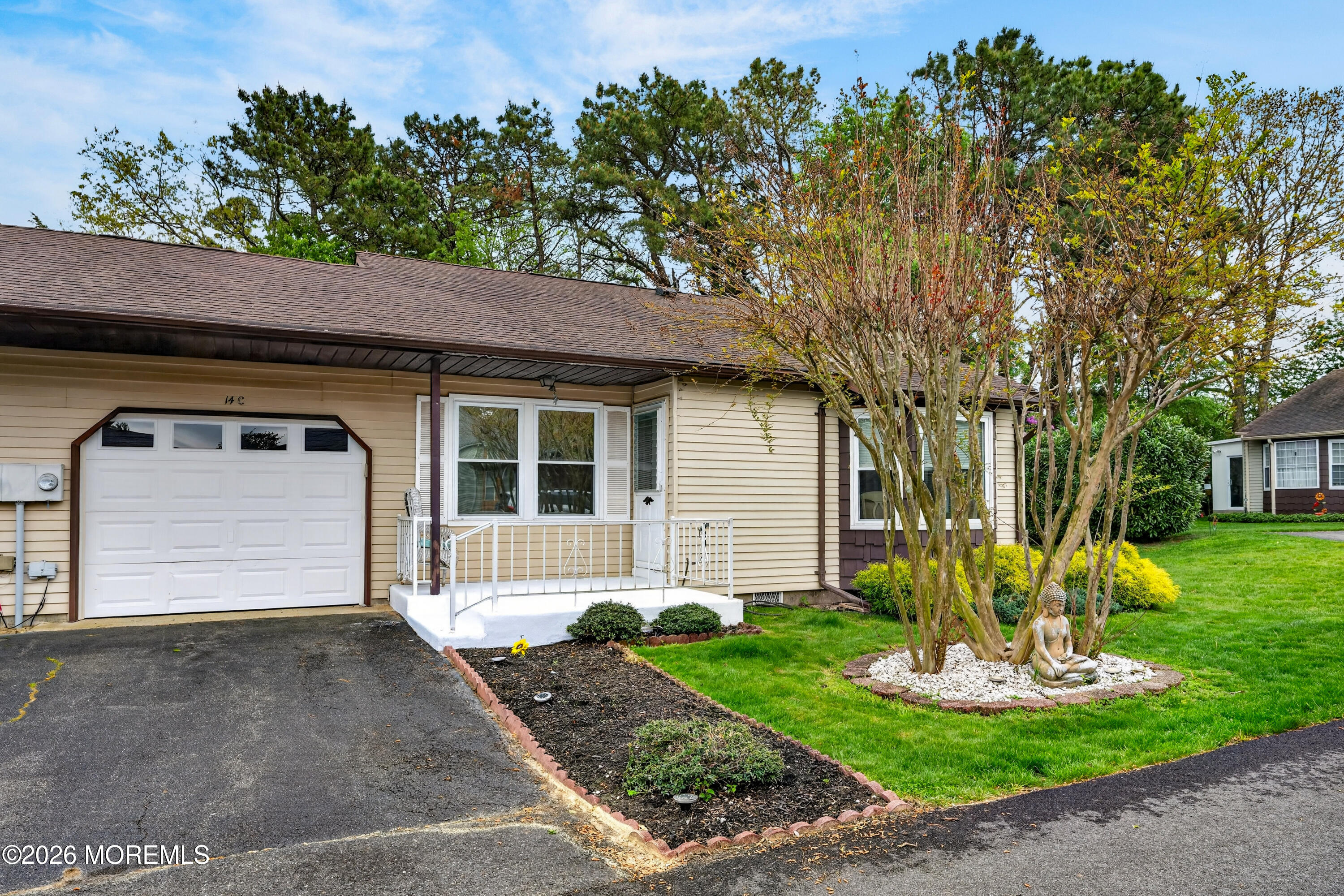 14C Amesbury Road 64