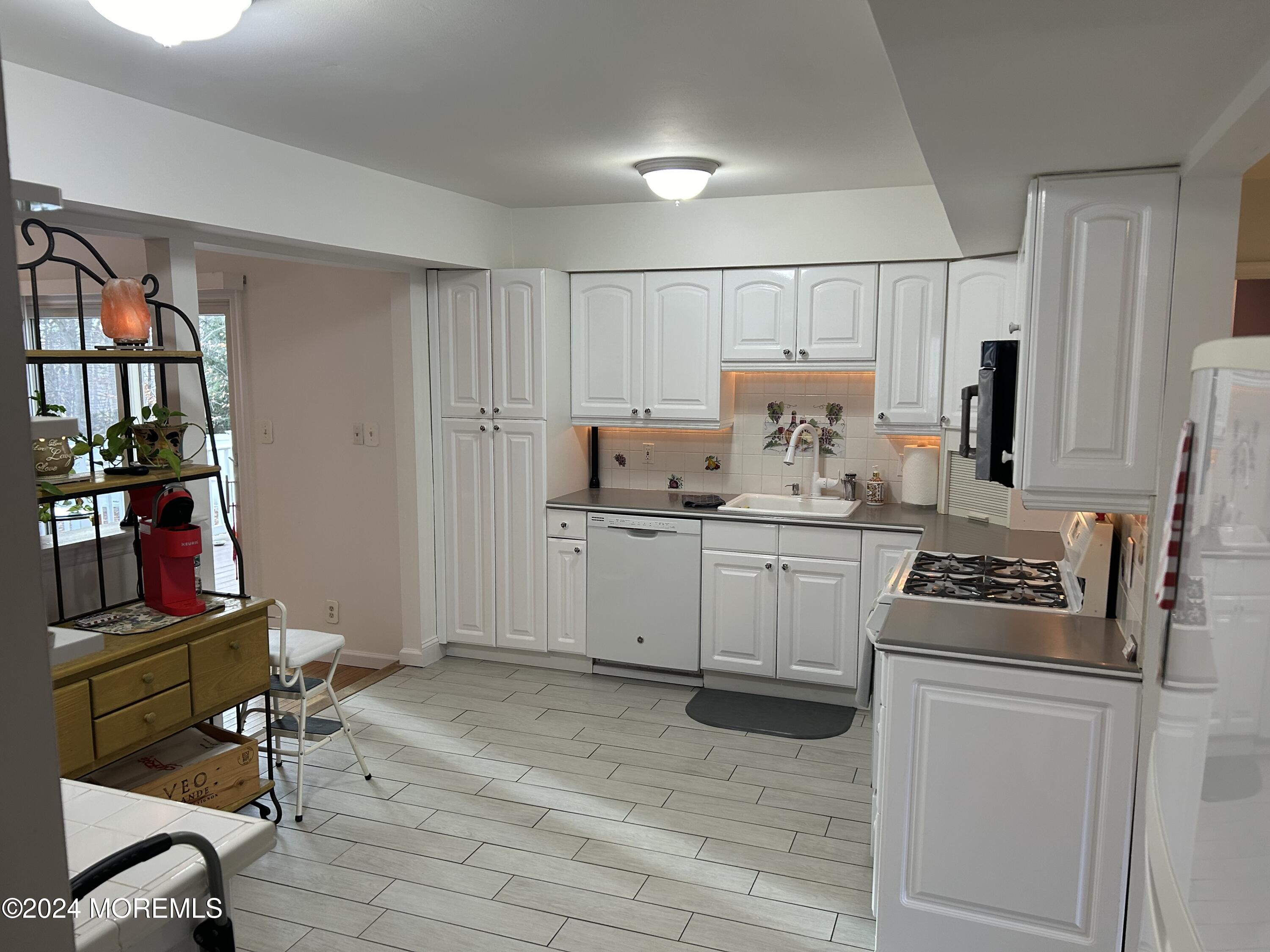 57 County Road 520, Marlboro, New Jersey image 45