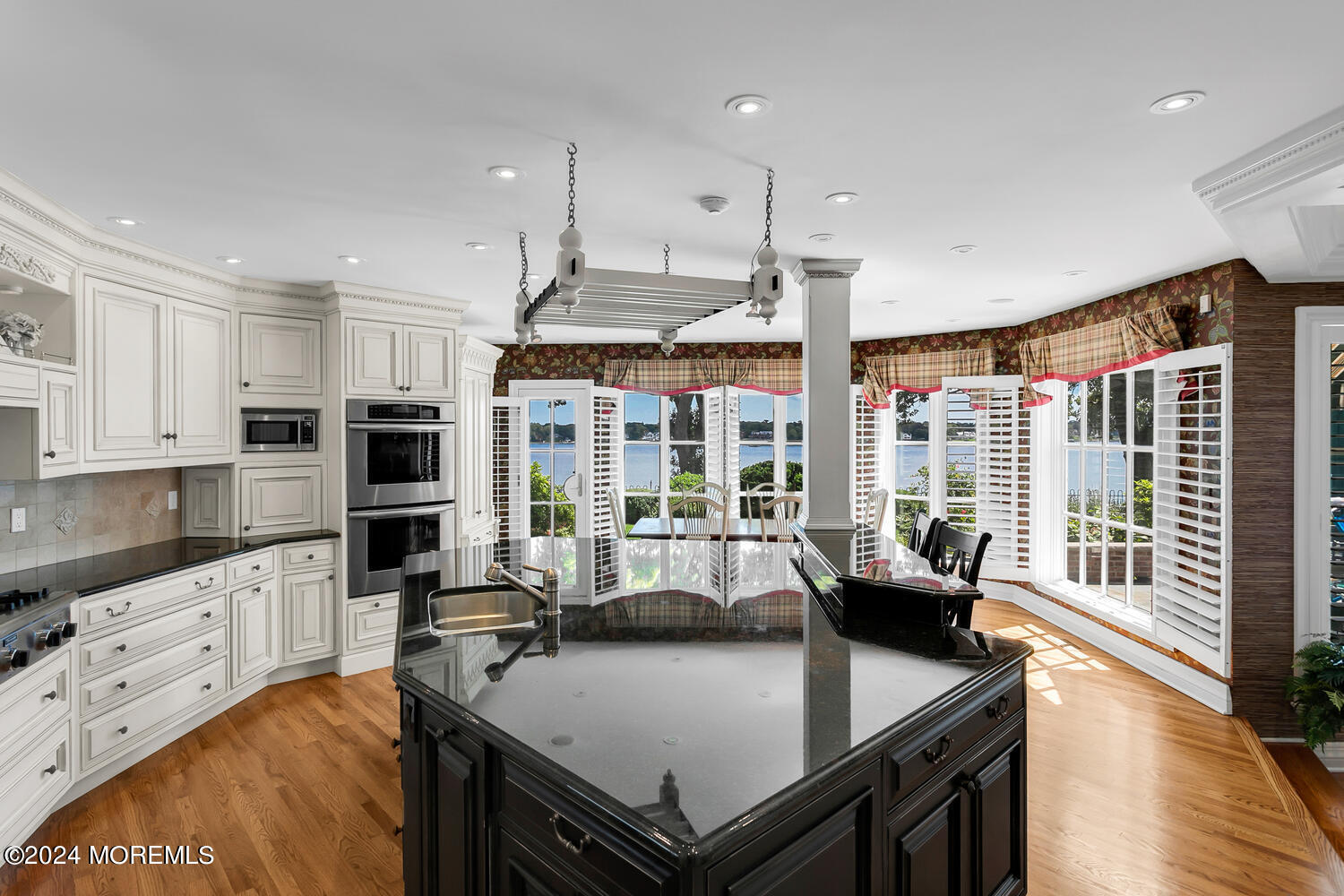 562 Navesink River Road, Red Bank, New Jersey image 13