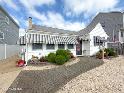 Photo for 125 Virginia Avenue