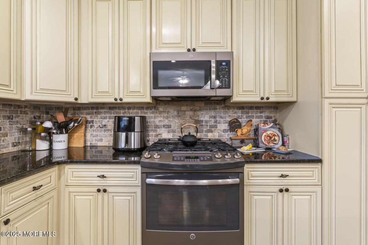 725 Province Line Road, Allentown, New Jersey image 20