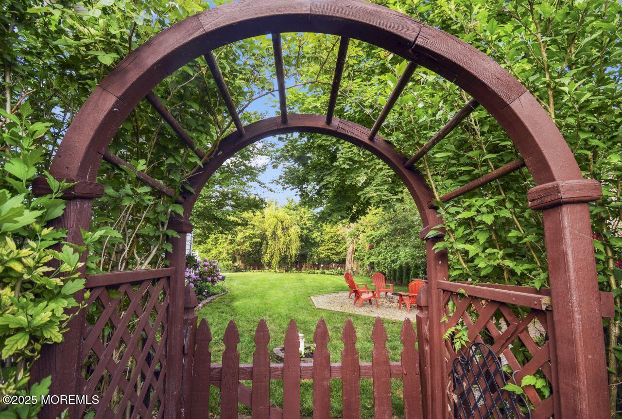 725 Province Line Road, Allentown, New Jersey image 38