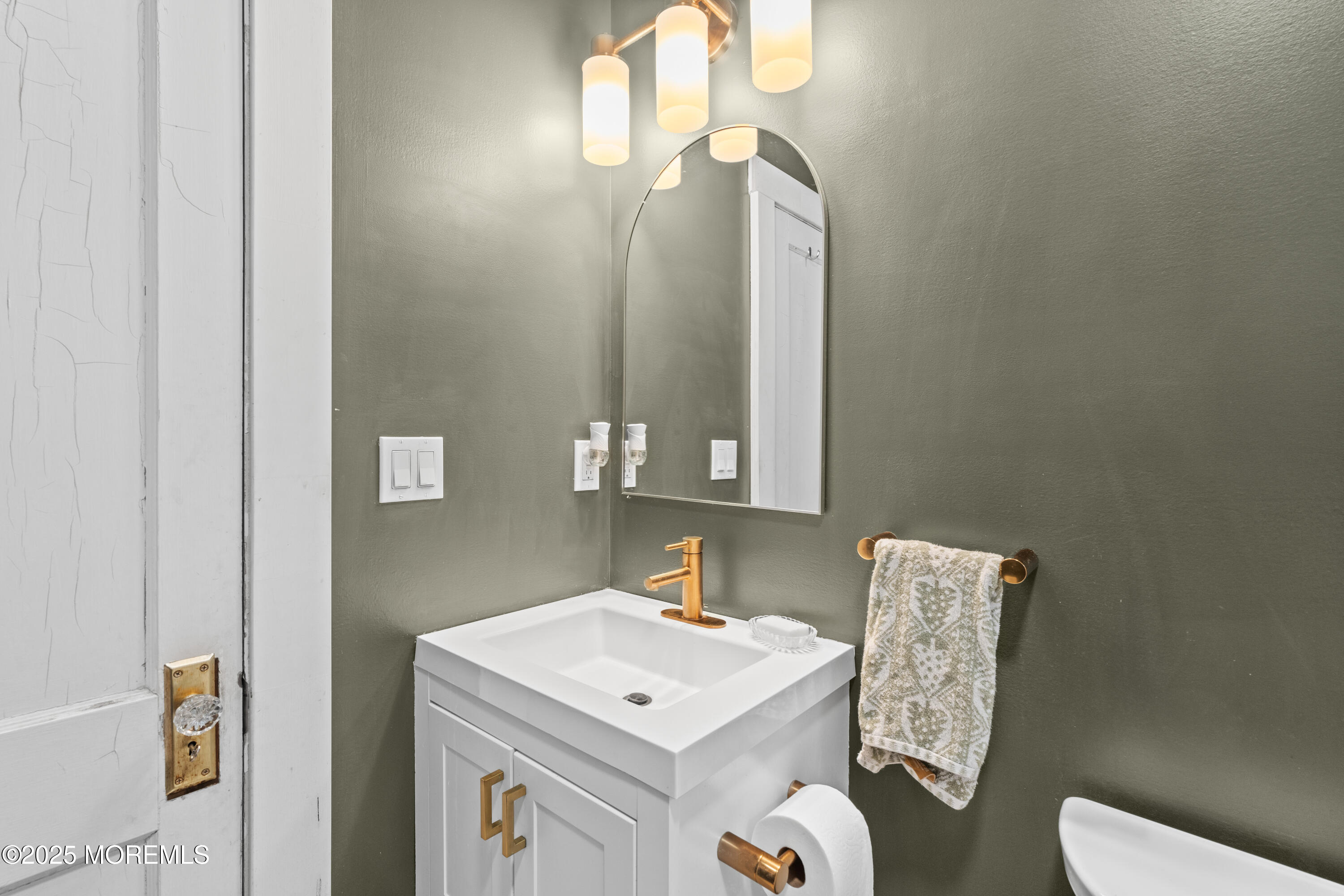 341 Campbell Avenue, Belford, New Jersey image 23