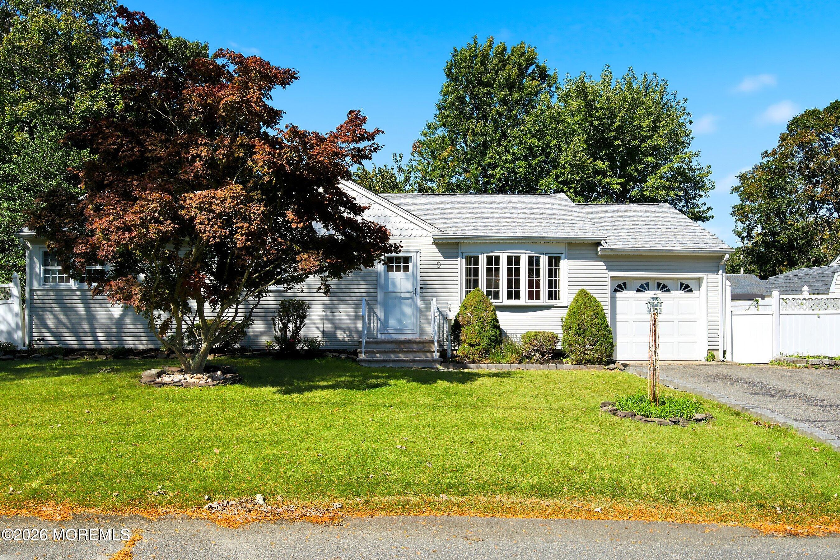 9 Arbor Drive