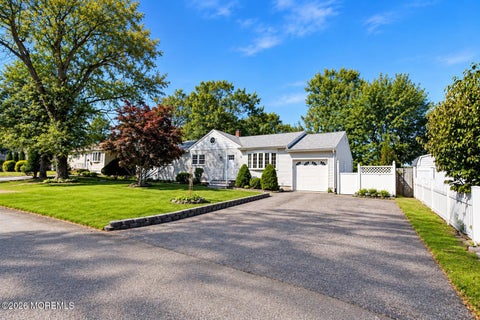 Photo for 9 Arbor Drive