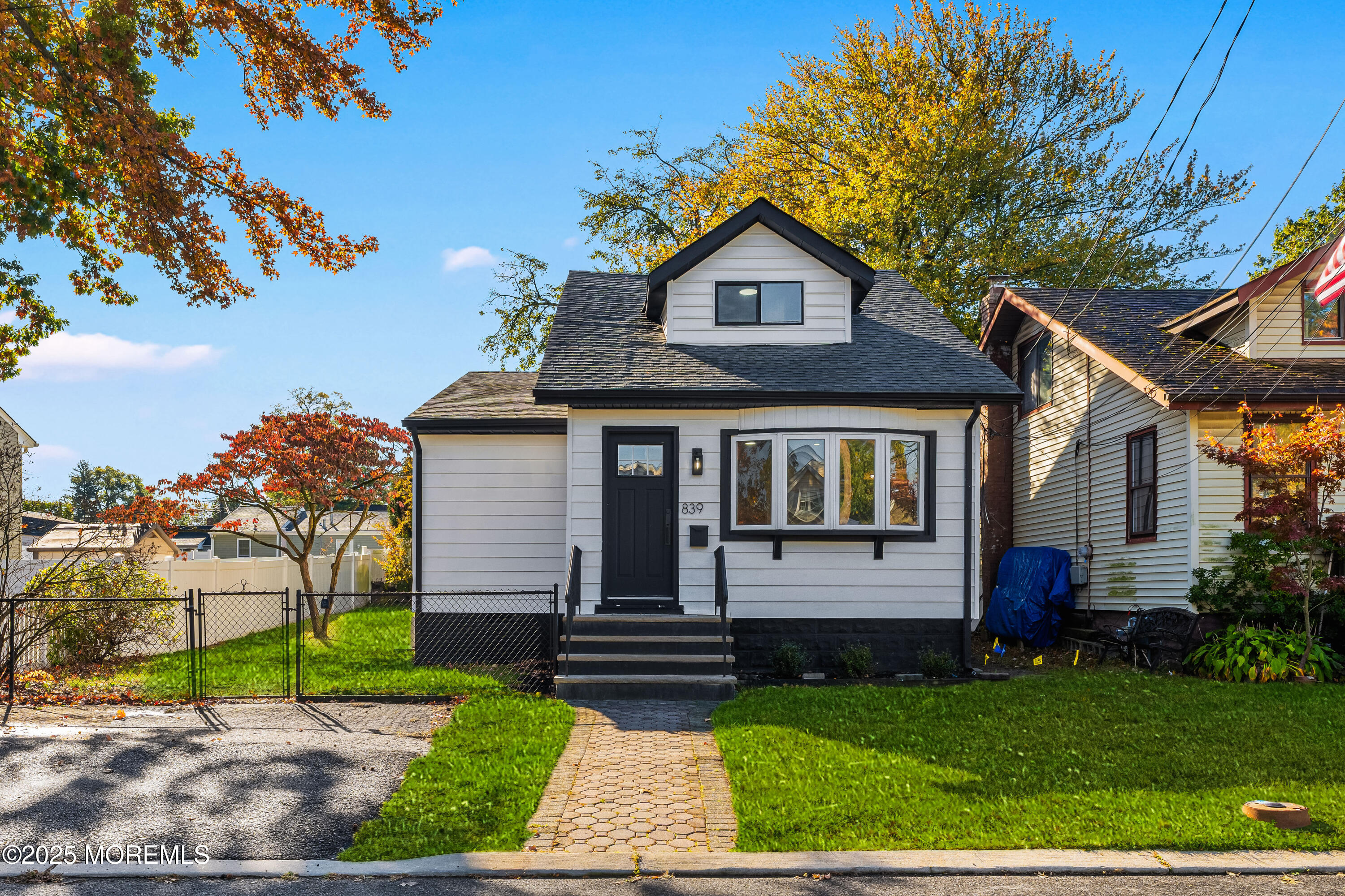 839 Brookside Avenue