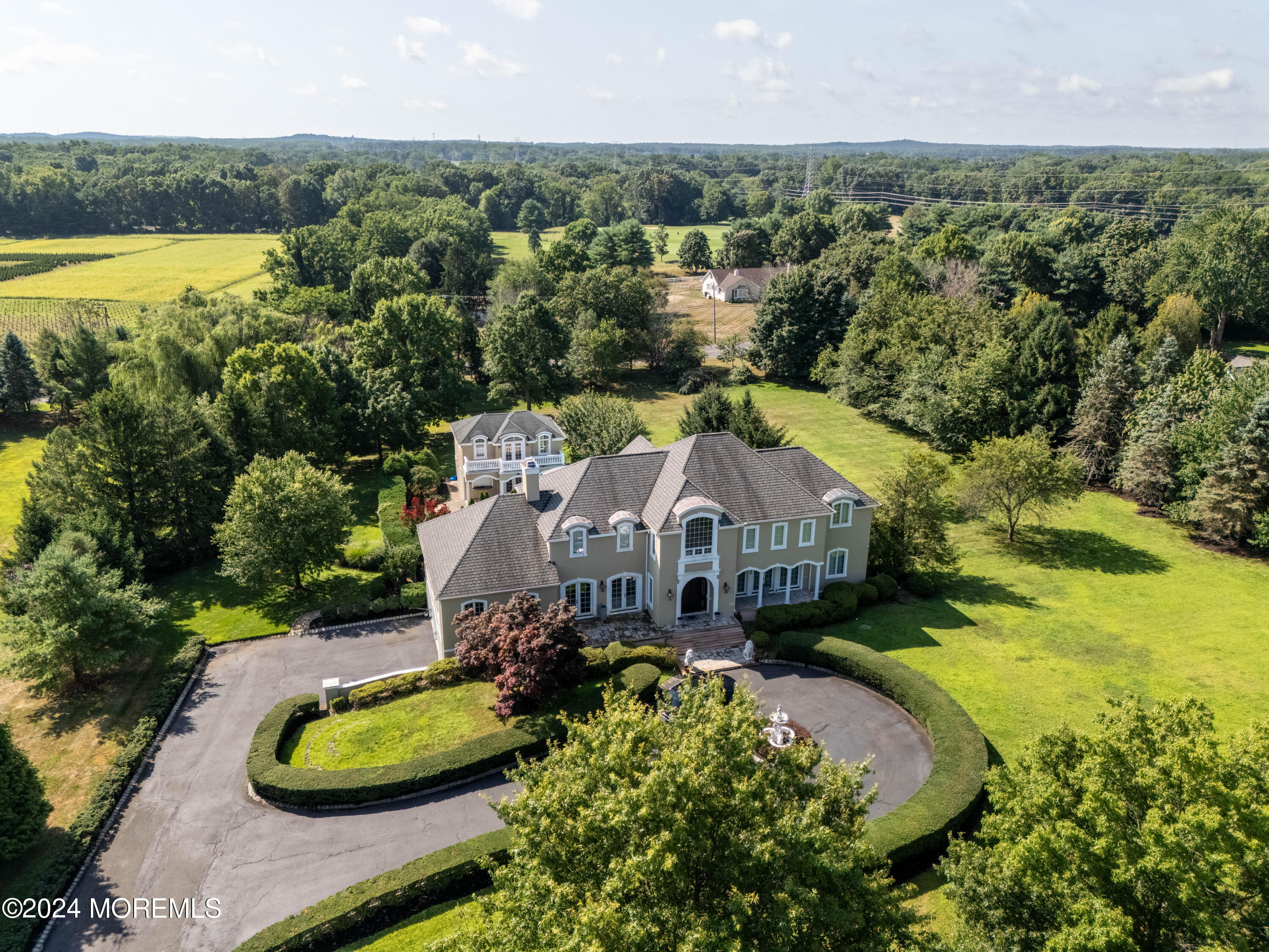 4 Country Club Lane, Colts Neck, New Jersey image 3