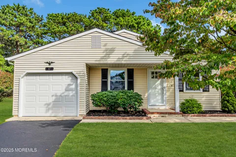 17 Leighton Court, Berkeley, NJ 08721 - #: 22530302