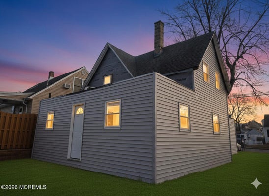693 HANSON AVE, PERTH AMBOY, NJ 08861 - Image eeee90b8645bb03aa9b24ff6d405e556/2854795568