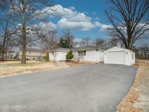 Homes For Sale - 1210 Englishtown Road<br/> Middlesex County, Old Bridge, NJ 08857