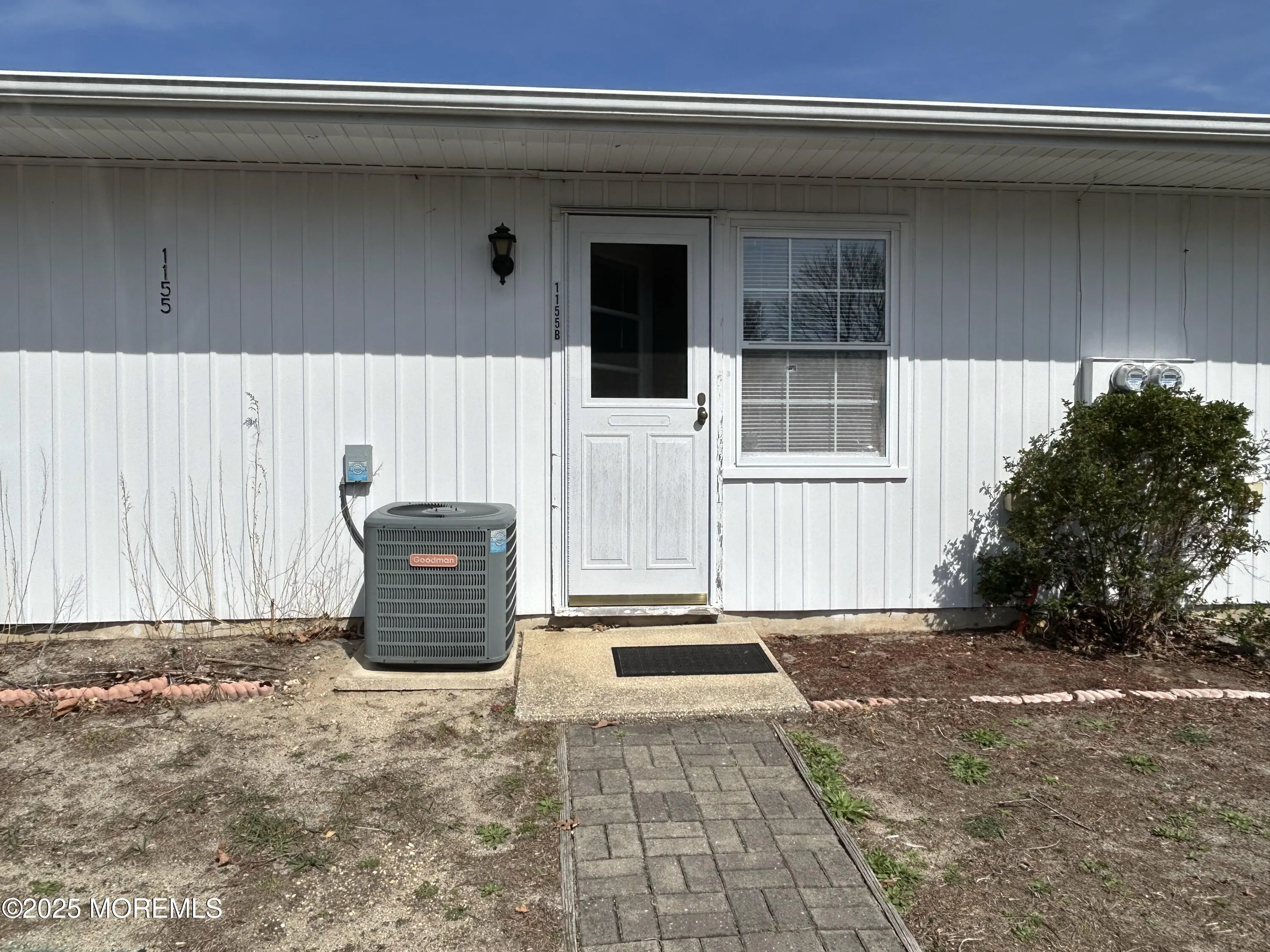 Lakewood, New Jersey 08701, United States, 1 Bedroom Bedrooms, ,1 BathroomBathrooms,Residential,Pending,104437