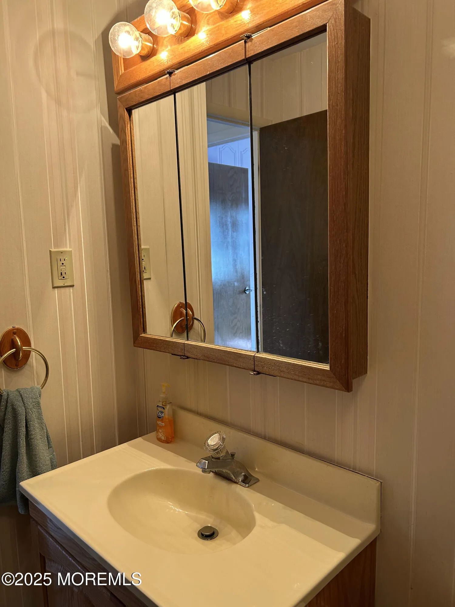 Lakewood, New Jersey 08701, United States, 1 Bedroom Bedrooms, ,1 BathroomBathrooms,Residential,Pending,104437