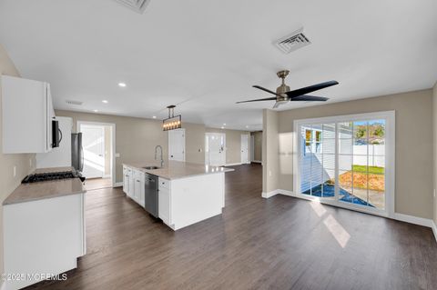 Photo of 28 Bayberry Drive, Lanoka Harbor, NJ 08734 (MLS # 22535428)