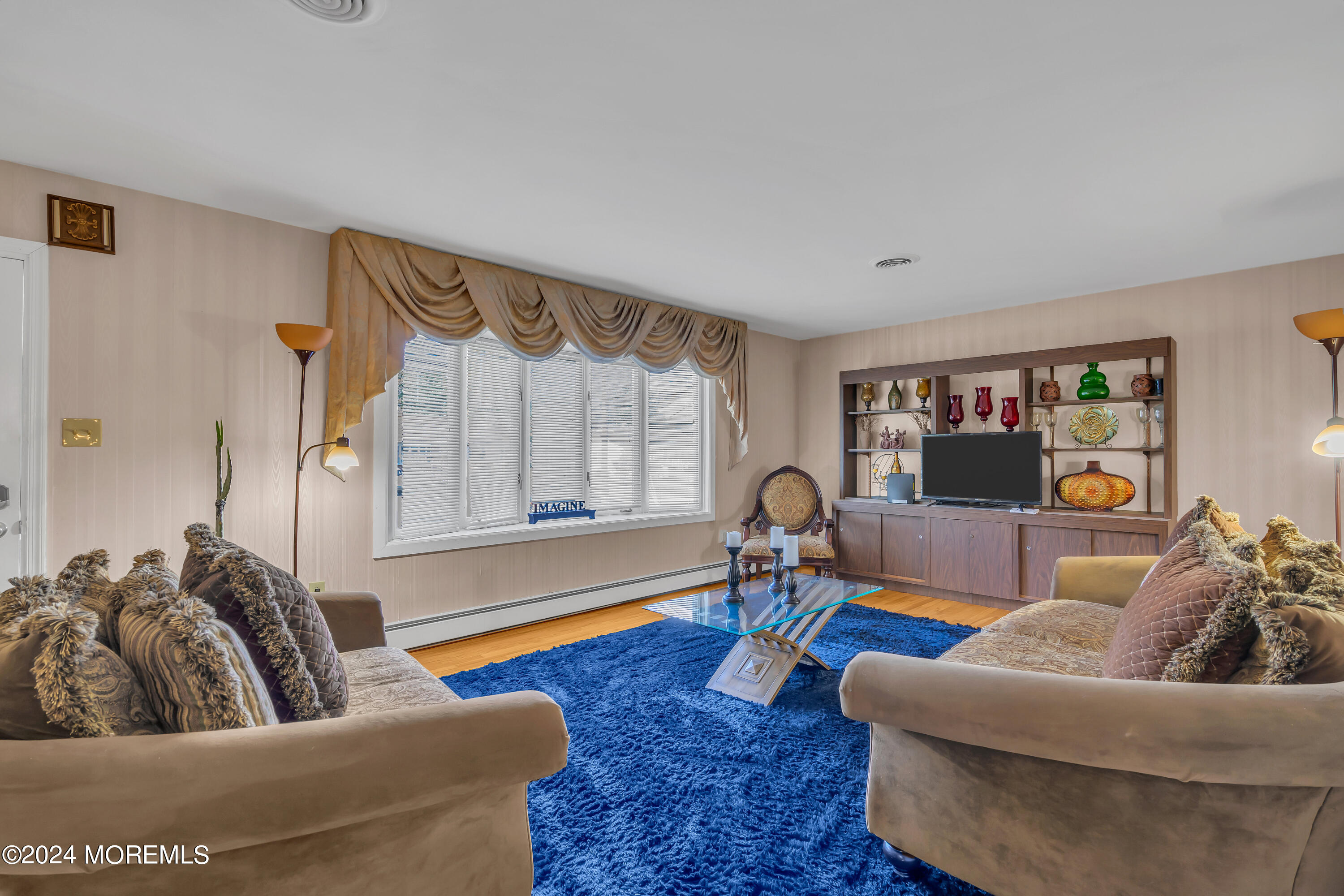 13 Iorio Drive, Hamilton, New Jersey image 4