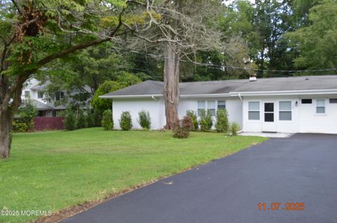 Photo of 14 Homestead Lane, Roosevelt, NJ 08555 (MLS # 22600040)