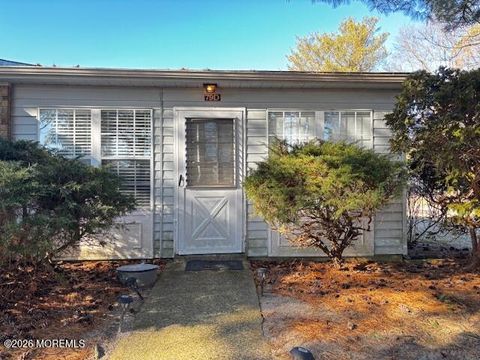Photo of 79D Cambridge Circle #D, Manchester, NJ 08759 (MLS # 22601119)