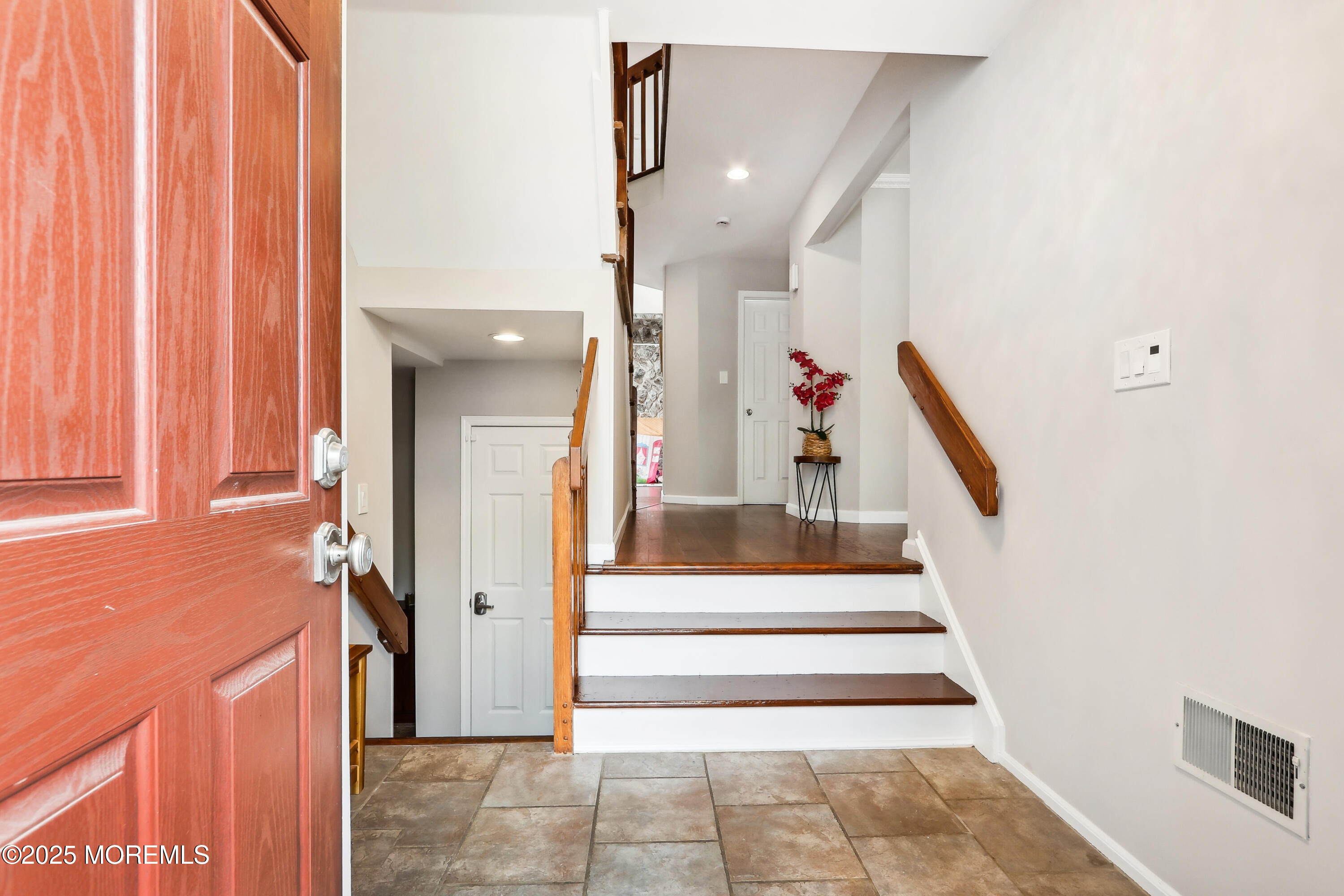 15 Pemberton Drive, Matawan, New Jersey image 8