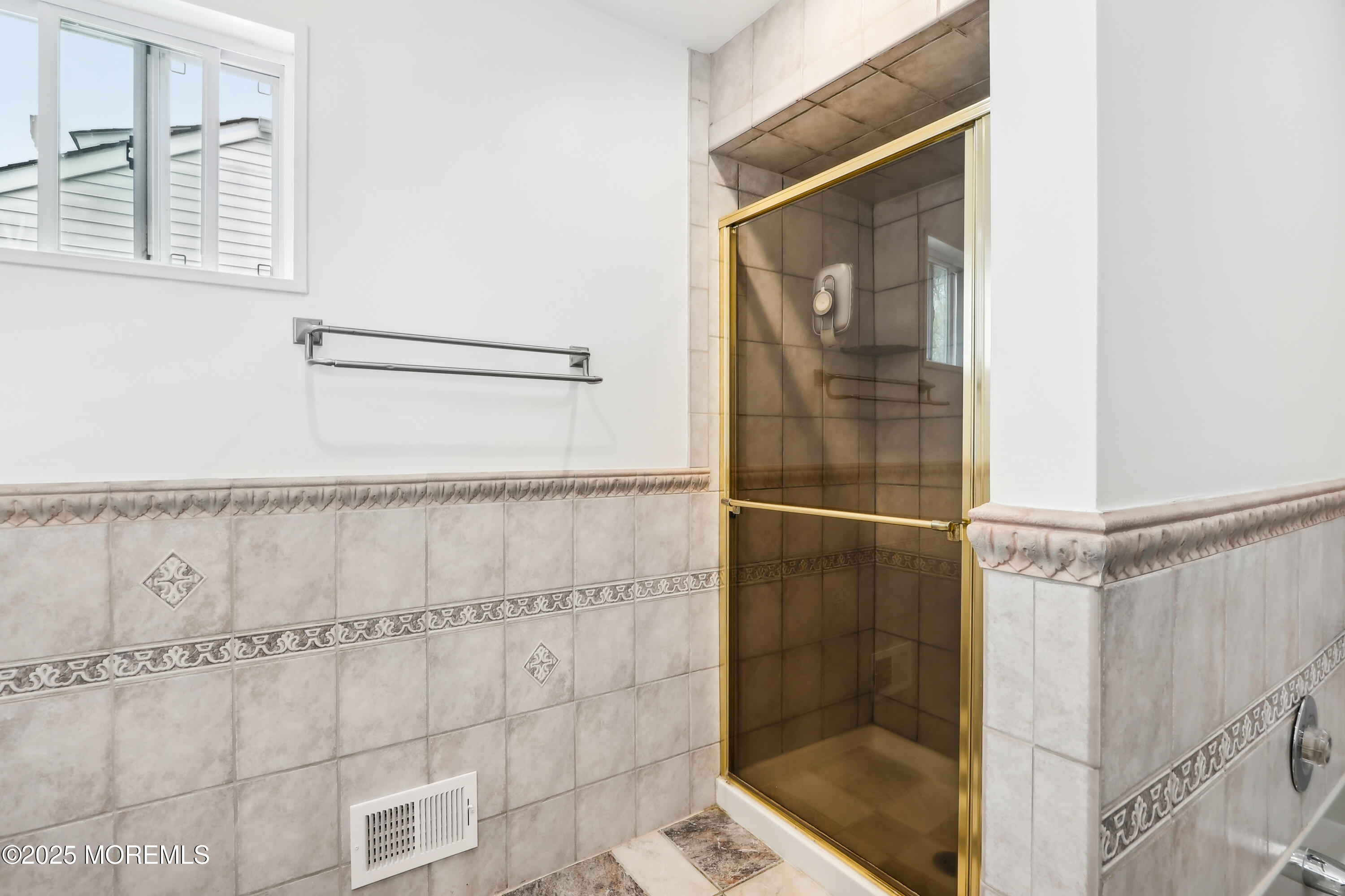 15 Pemberton Drive, Matawan, New Jersey image 37