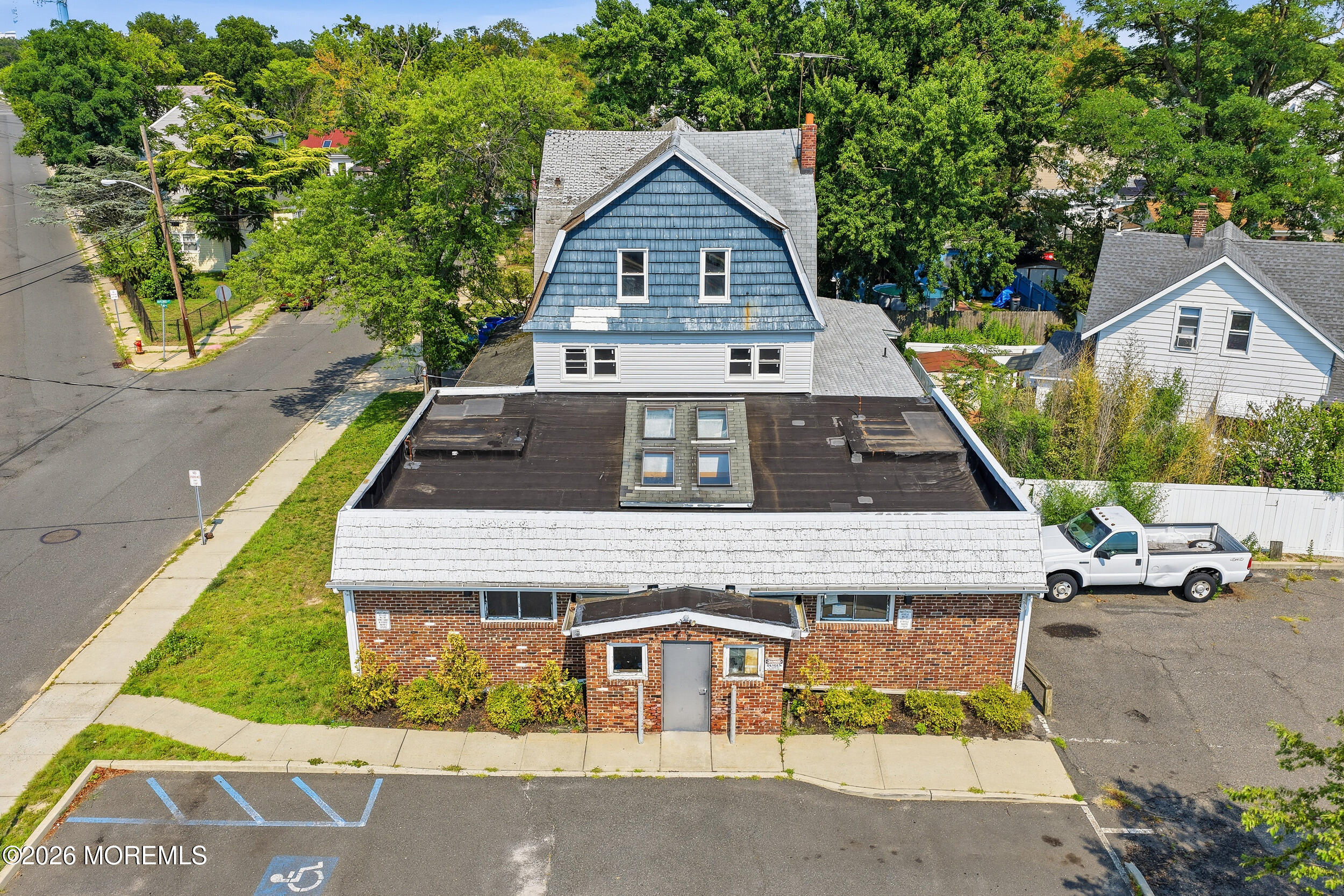 68 Maplewood Avenue