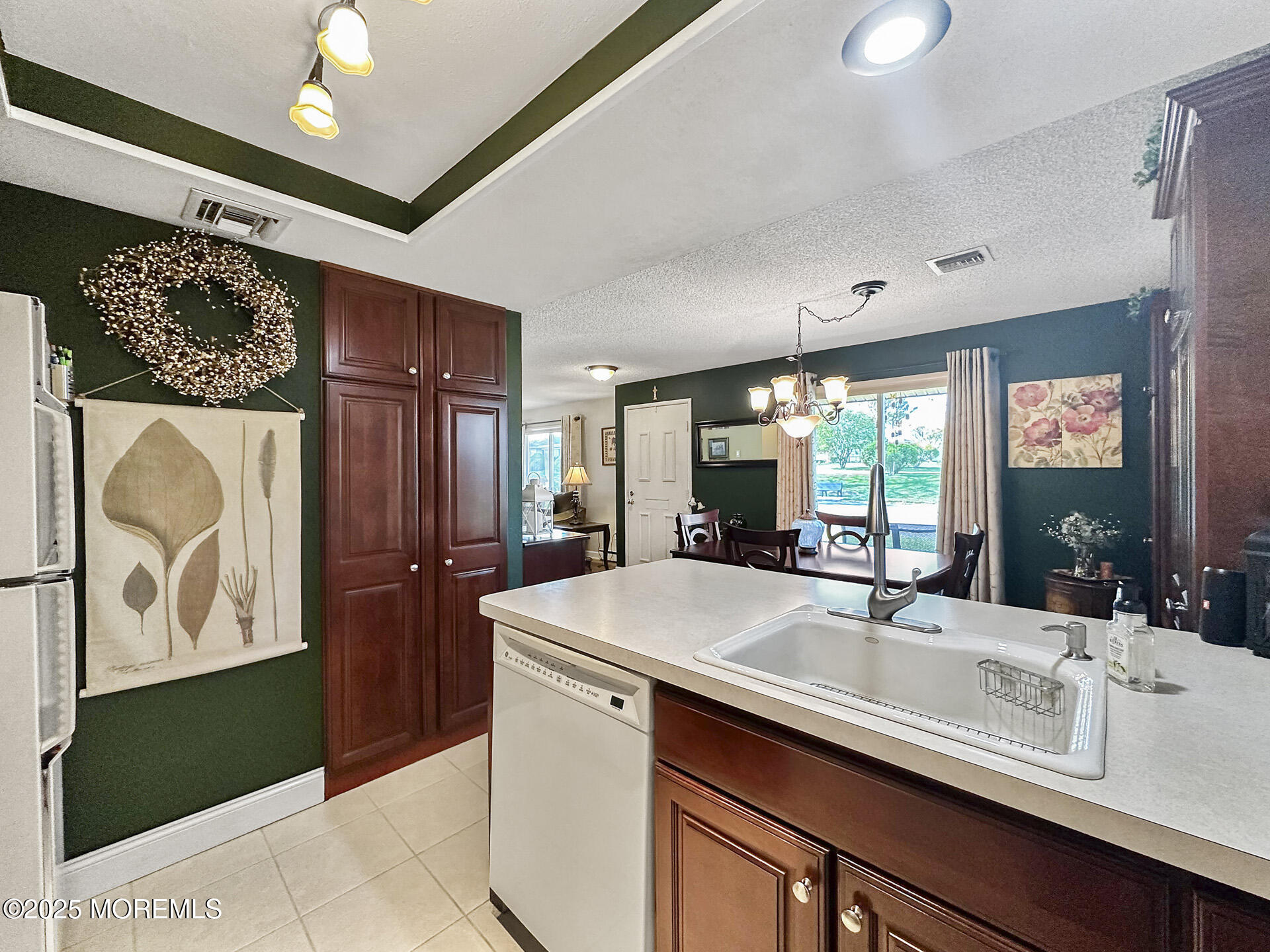 25 Pitman Road #25D, Monroe Township, New Jersey image 9