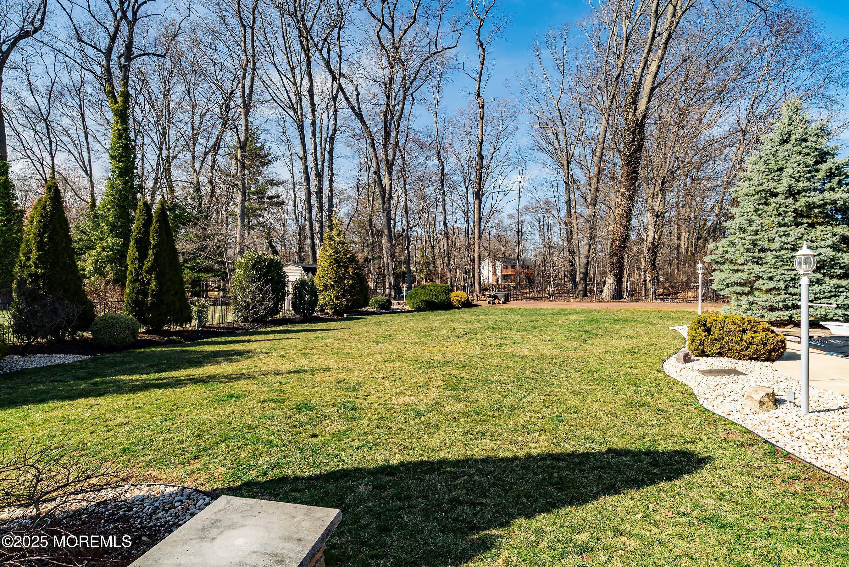 65 Woodstock Place, Freehold, New Jersey image 37