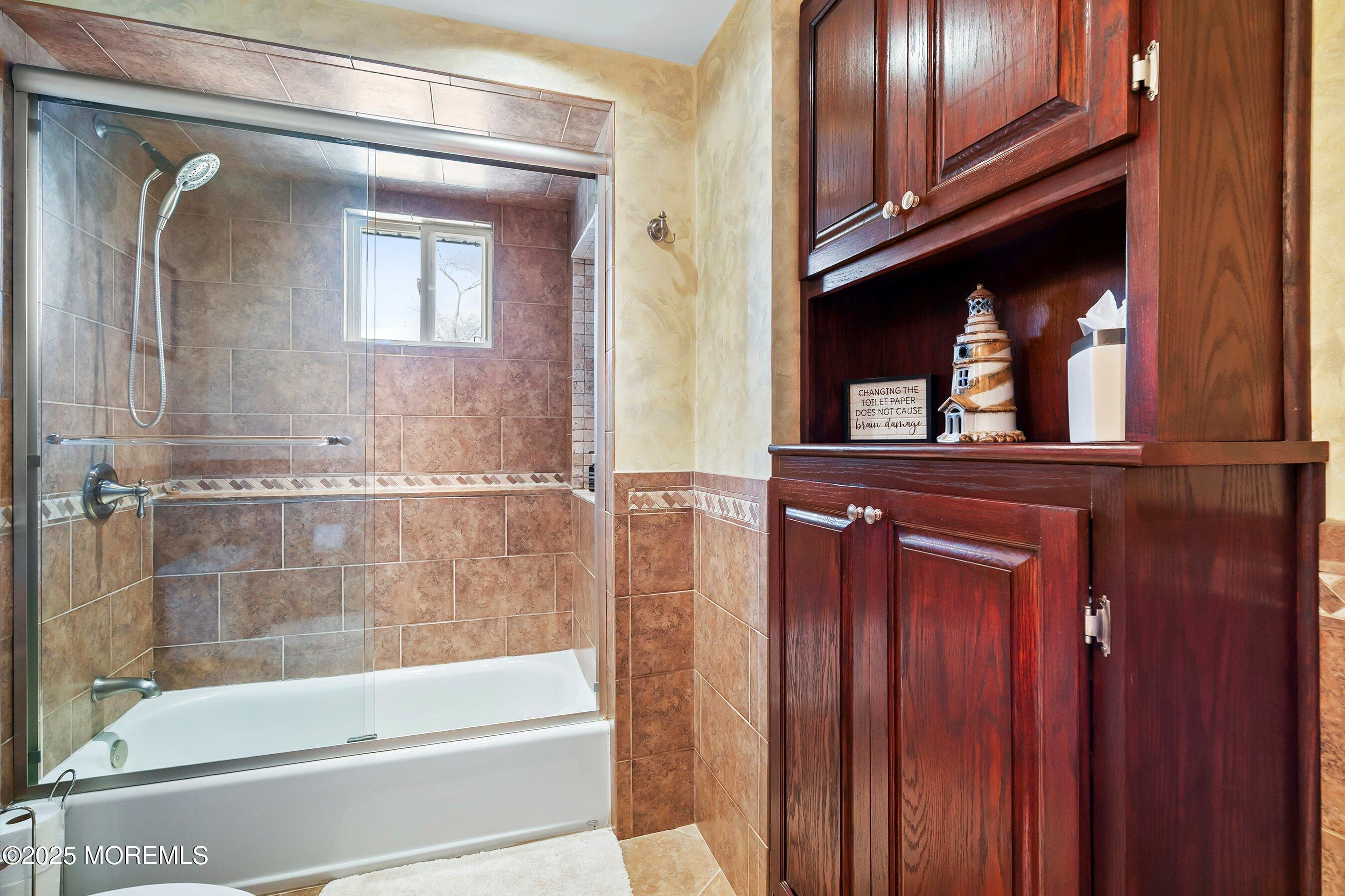 65 Woodstock Place, Freehold, New Jersey image 26