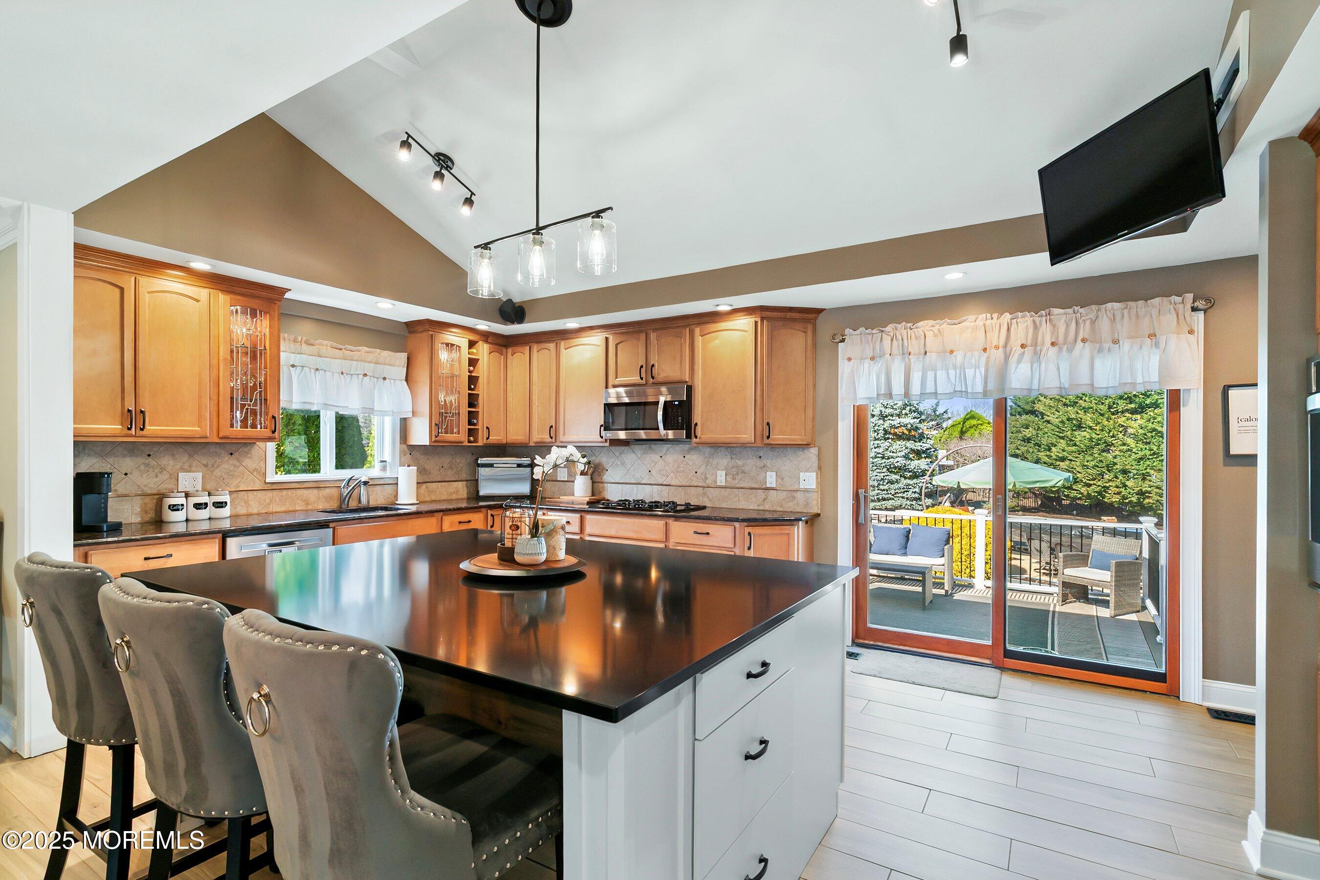 65 Woodstock Place, Freehold, New Jersey image 14