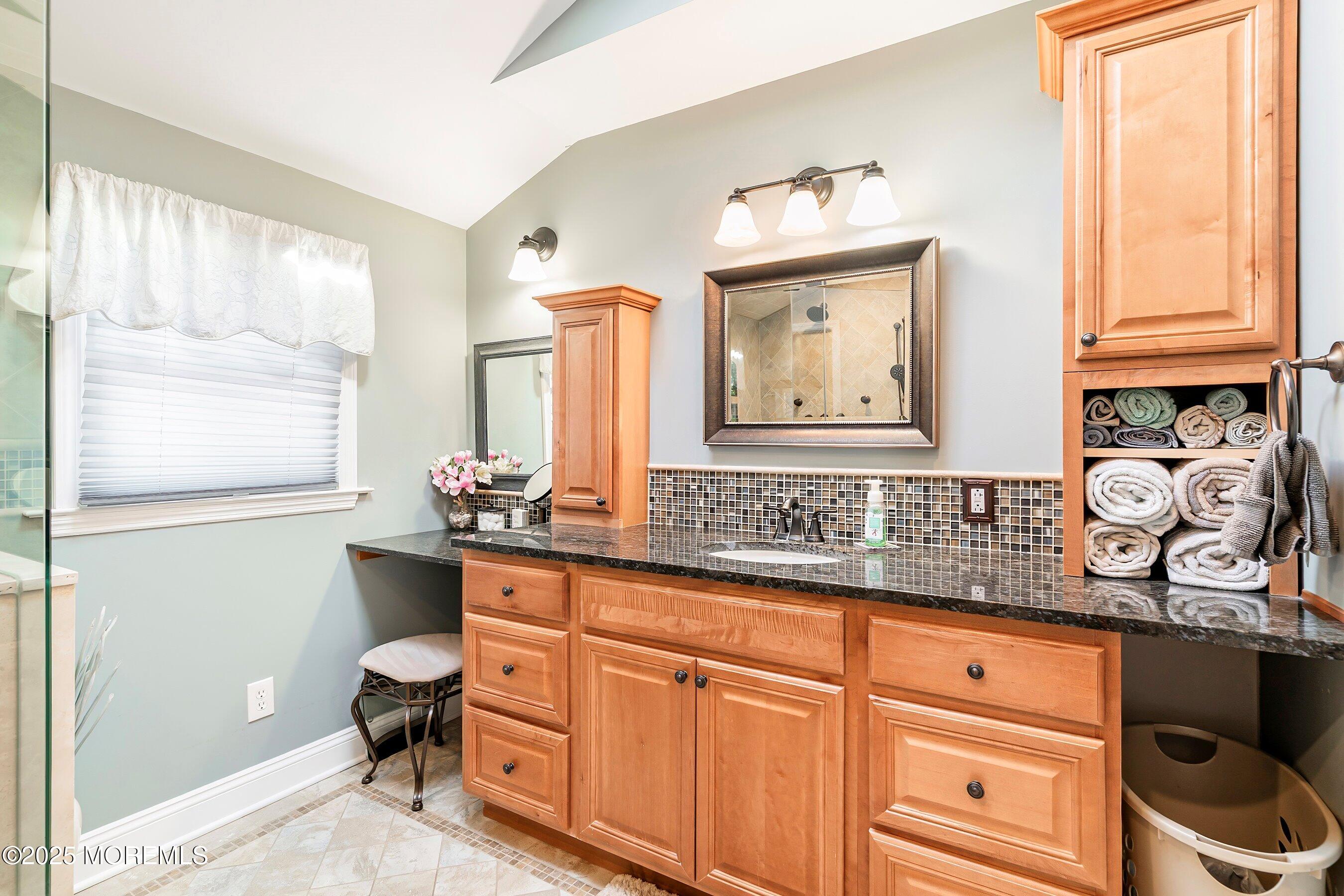 65 Woodstock Place, Freehold, New Jersey image 33