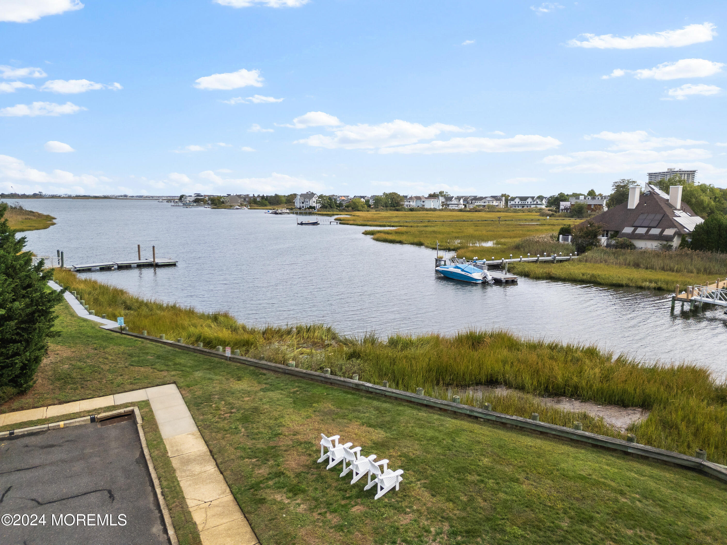 25 Meadow Avenue #54, Monmouth Beach, New Jersey image 3