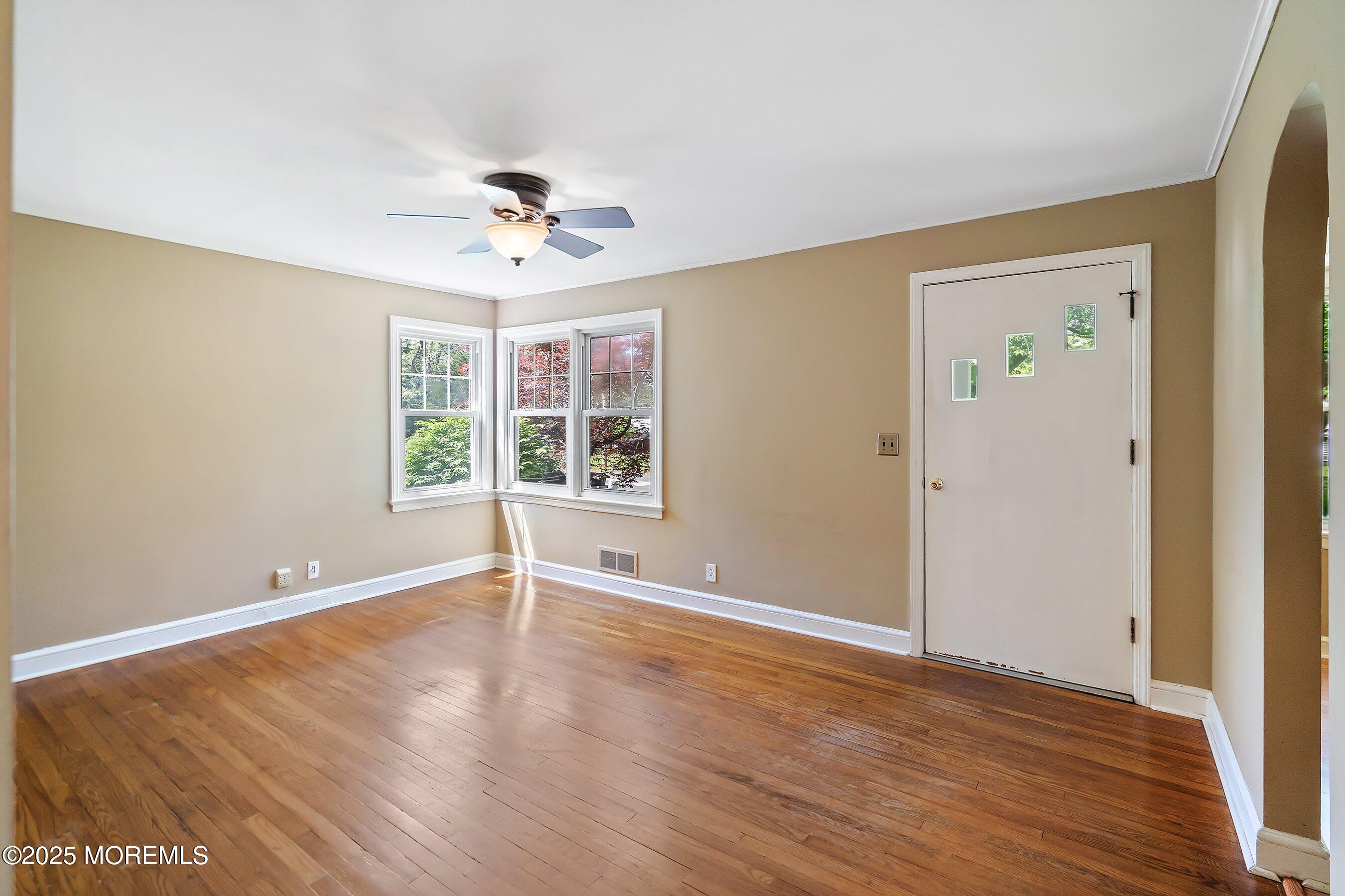 36 New Street, Colts Neck, New Jersey image 6