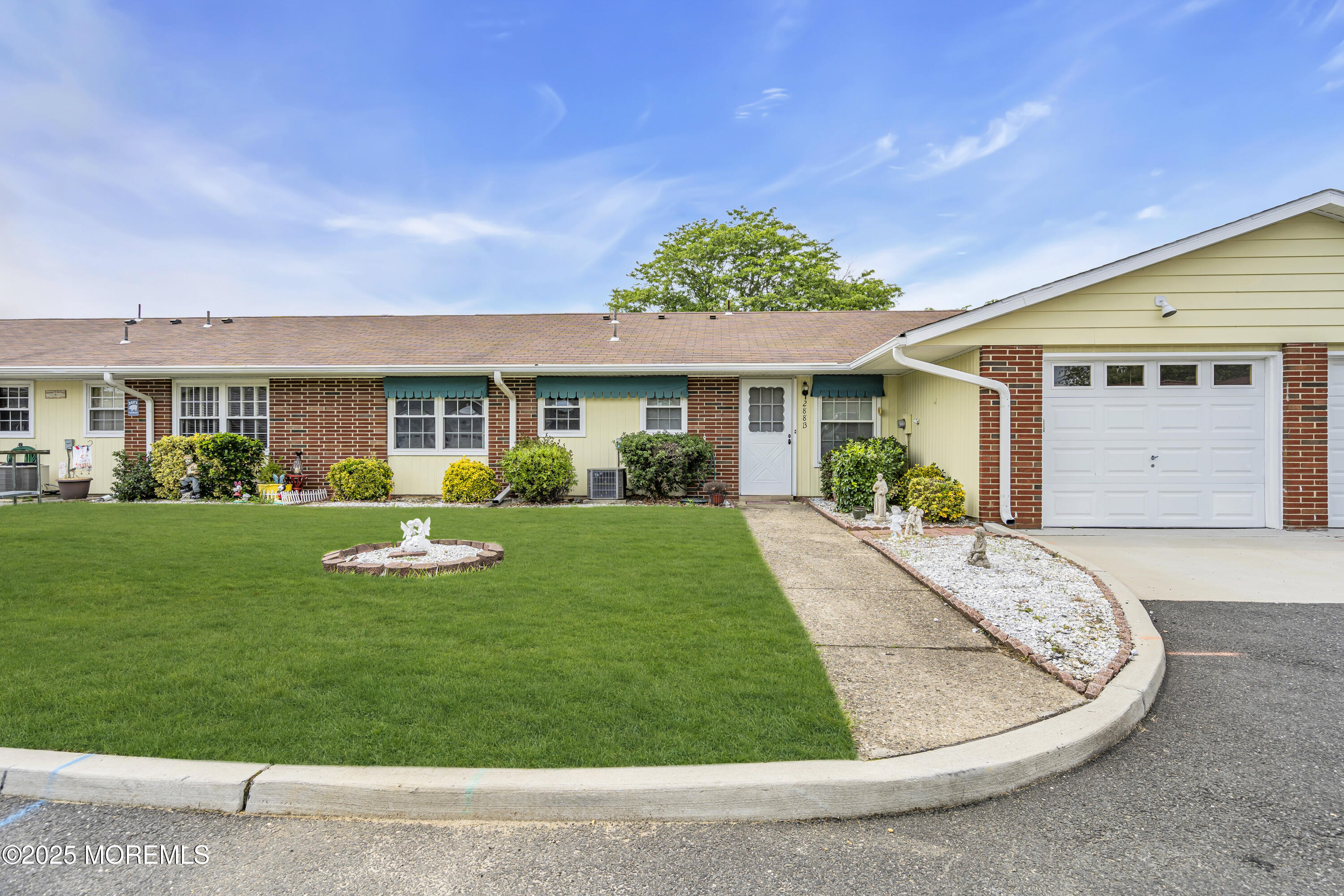 288 E Malvern Court #B, Lakewood, New Jersey image 1