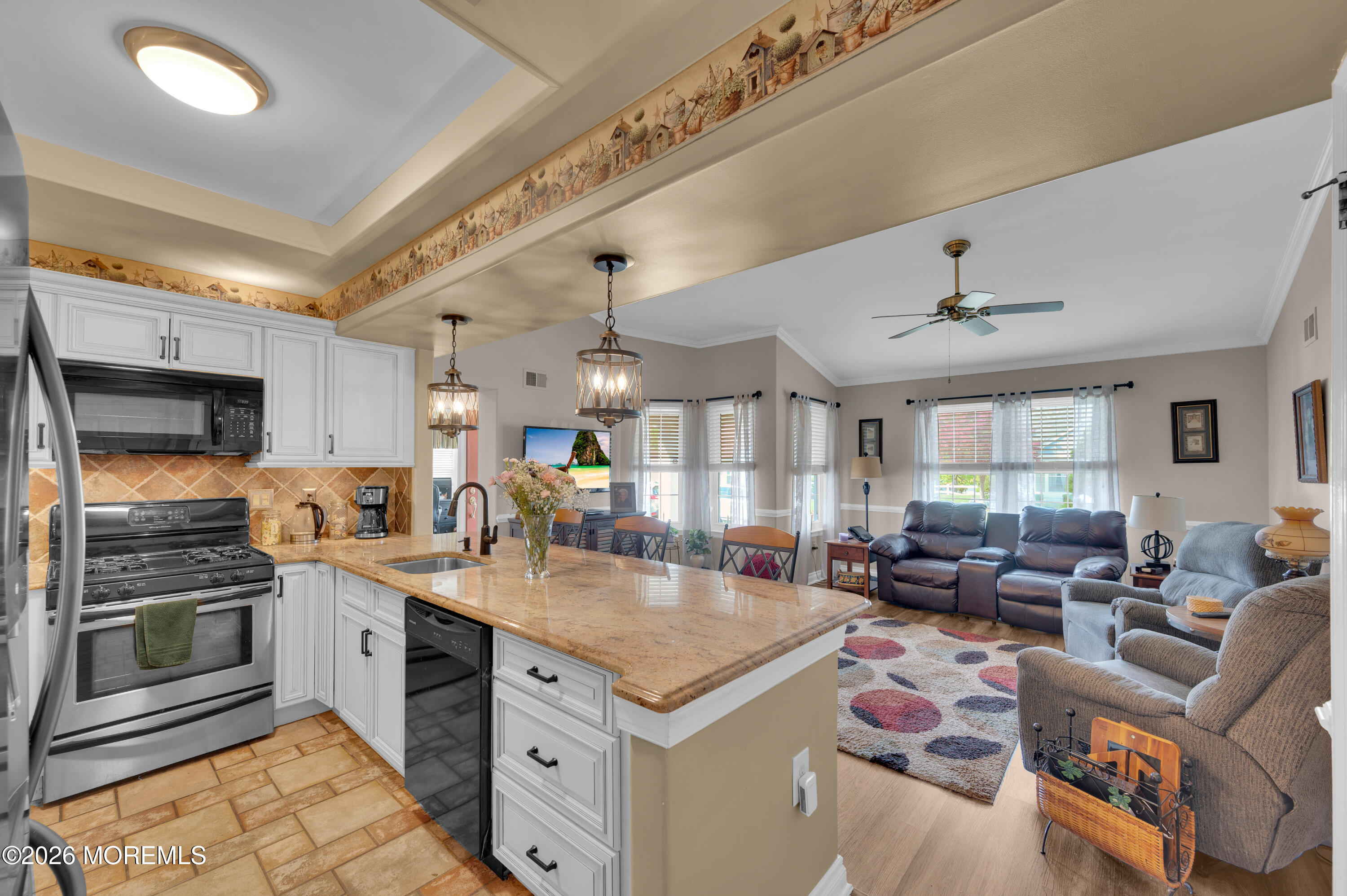 Kitchen 1