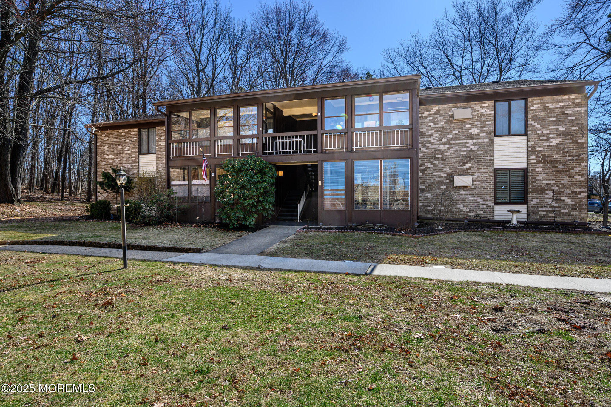 110 Amberly Drive #E, Manalapan, New Jersey image 22