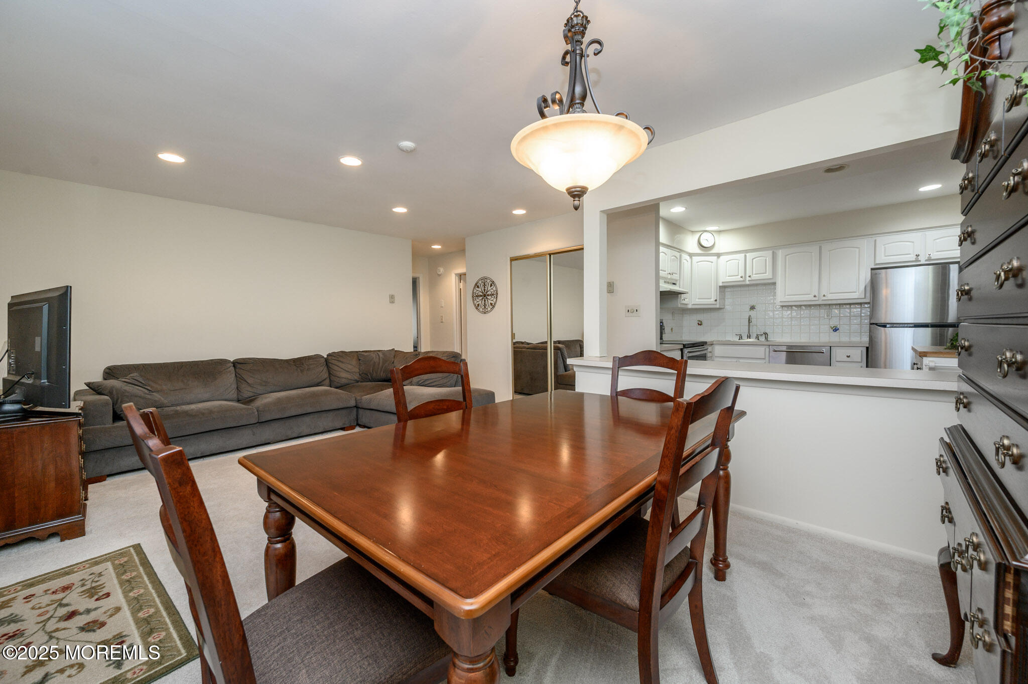110 Amberly Drive #E, Manalapan, New Jersey image 10