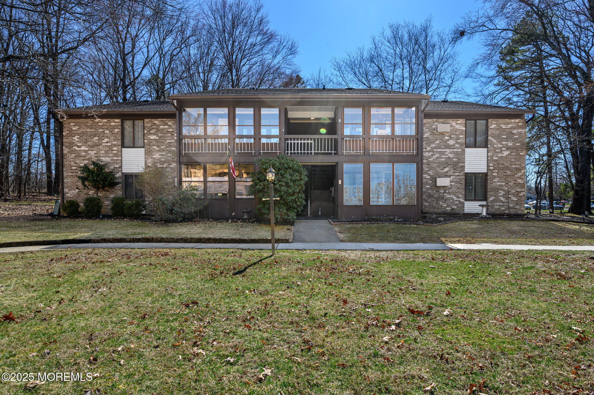 110 Amberly Drive #E, Manalapan, New Jersey image 1