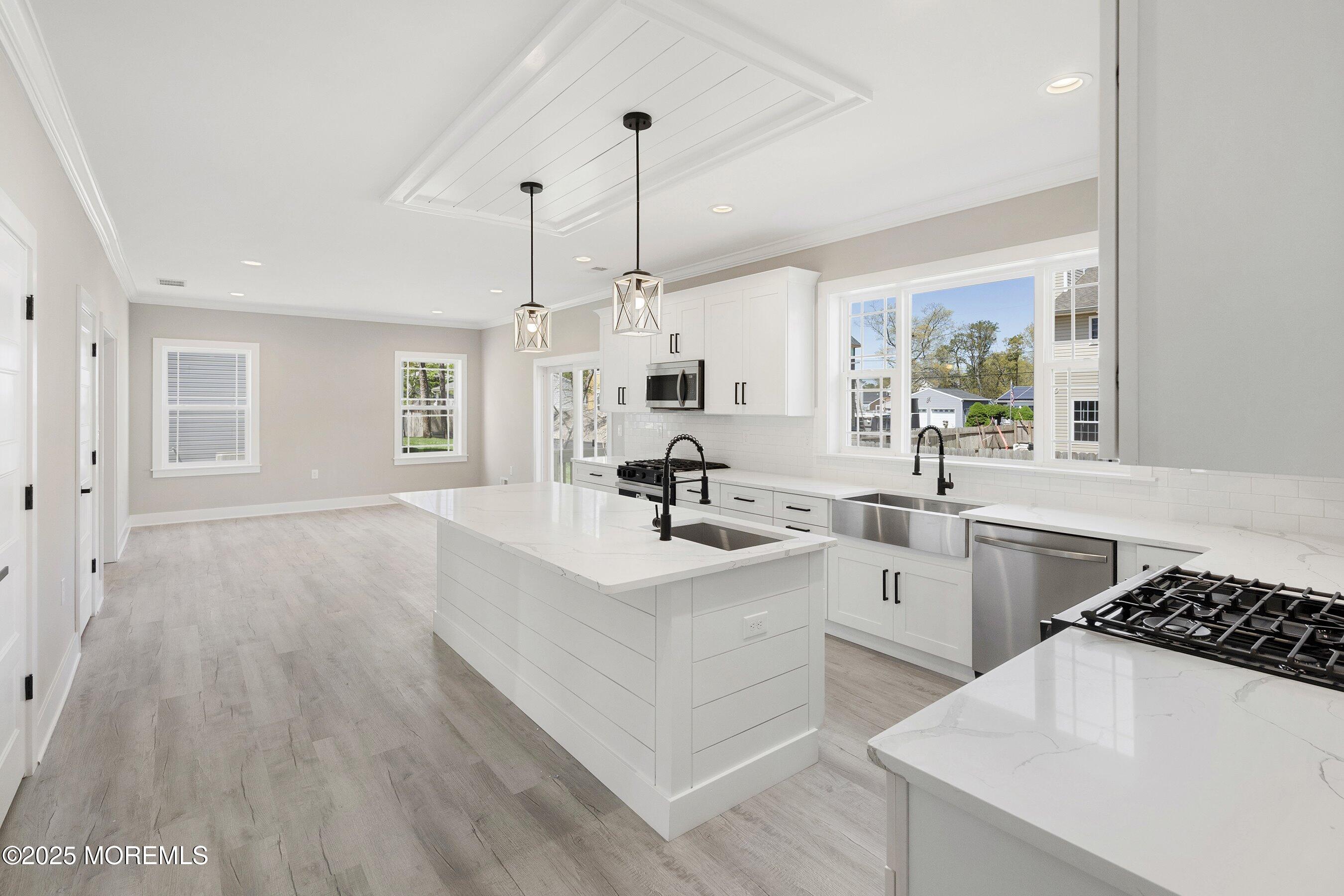 2141 Broadway Boulevard, Toms River, New Jersey image 9