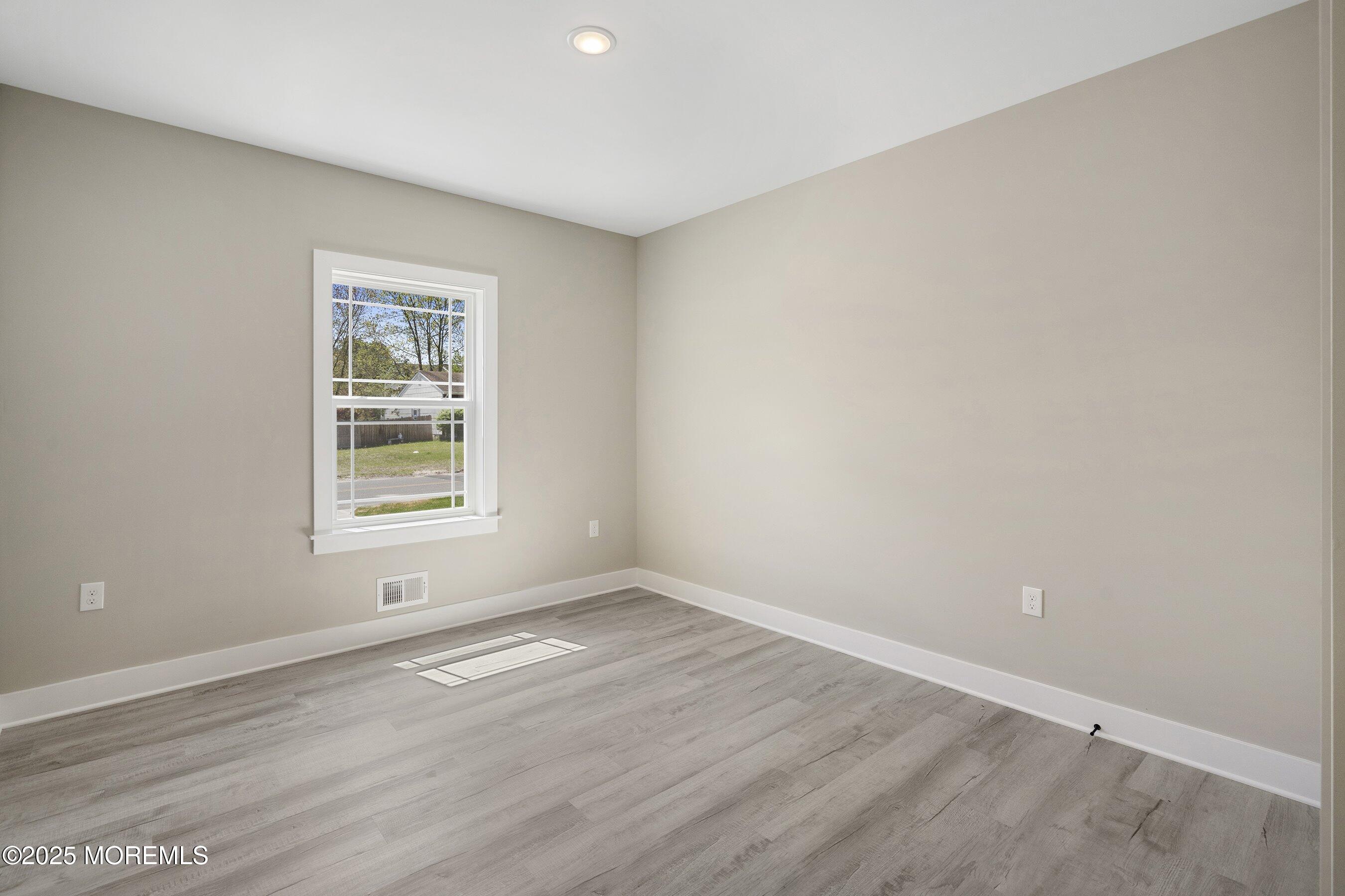 2141 Broadway Boulevard, Toms River, New Jersey image 23