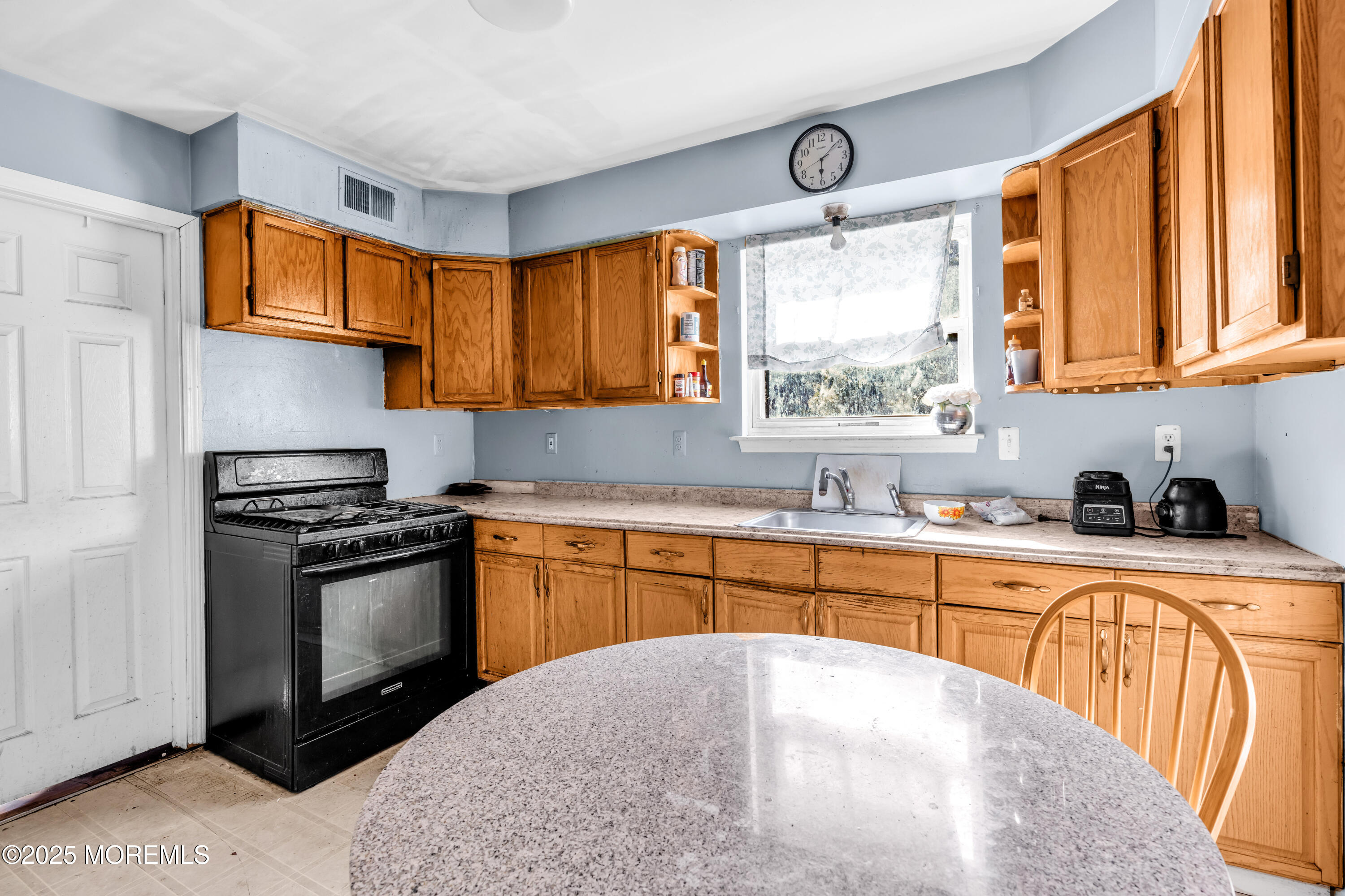505 Albert Avenue, Lakewood, New Jersey image 11